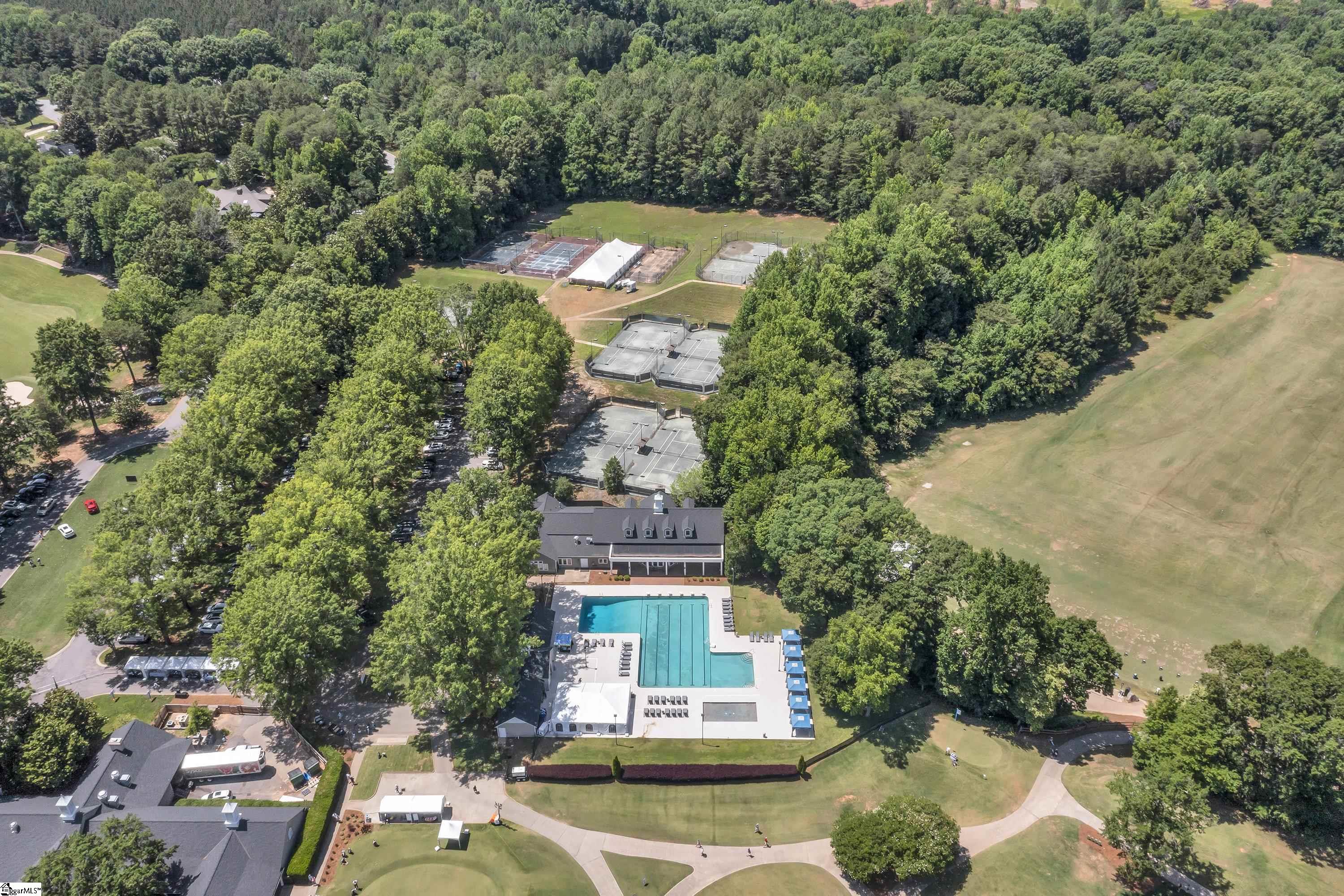 200 English Oak Court