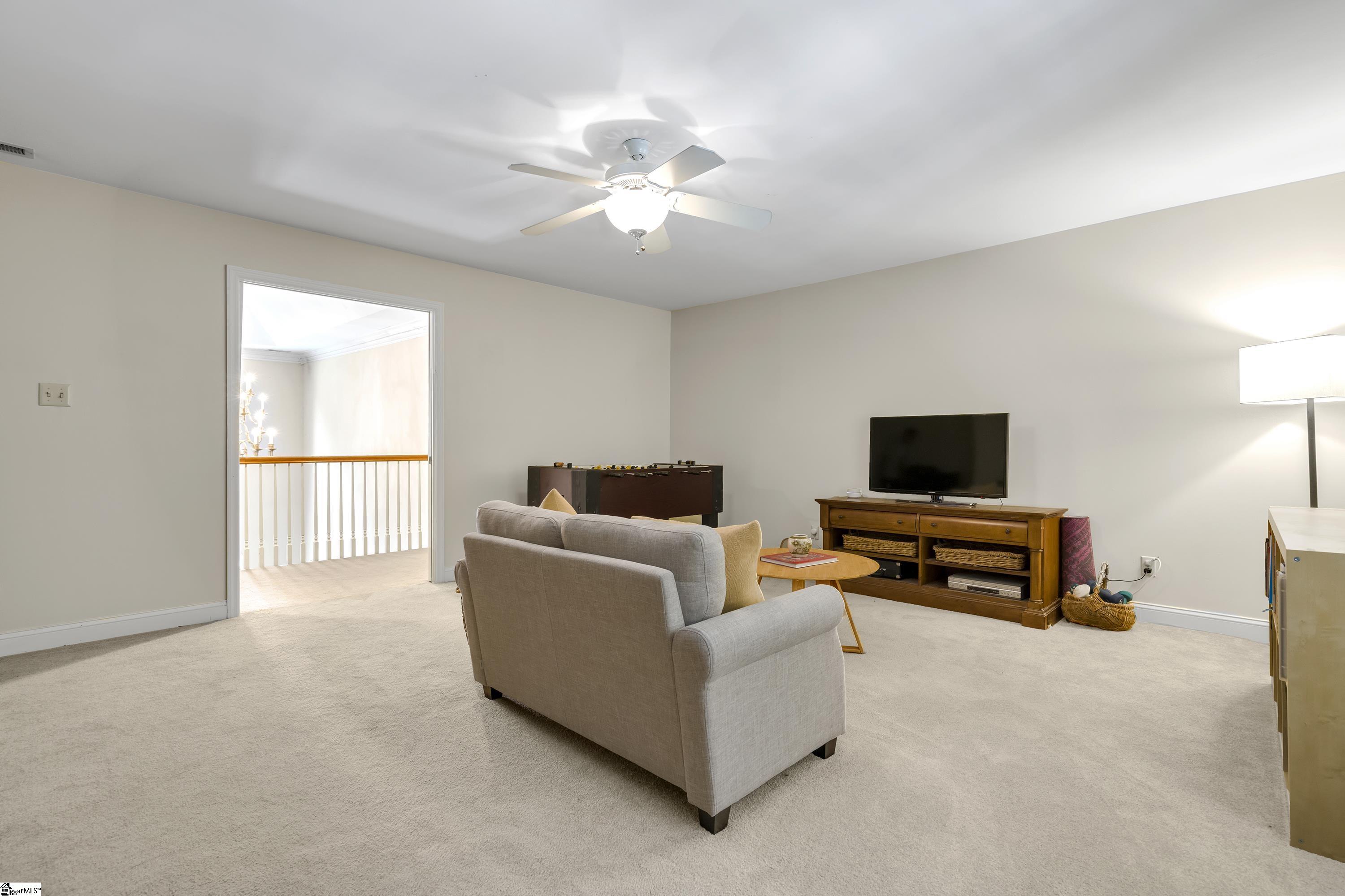 200 English Oak Court