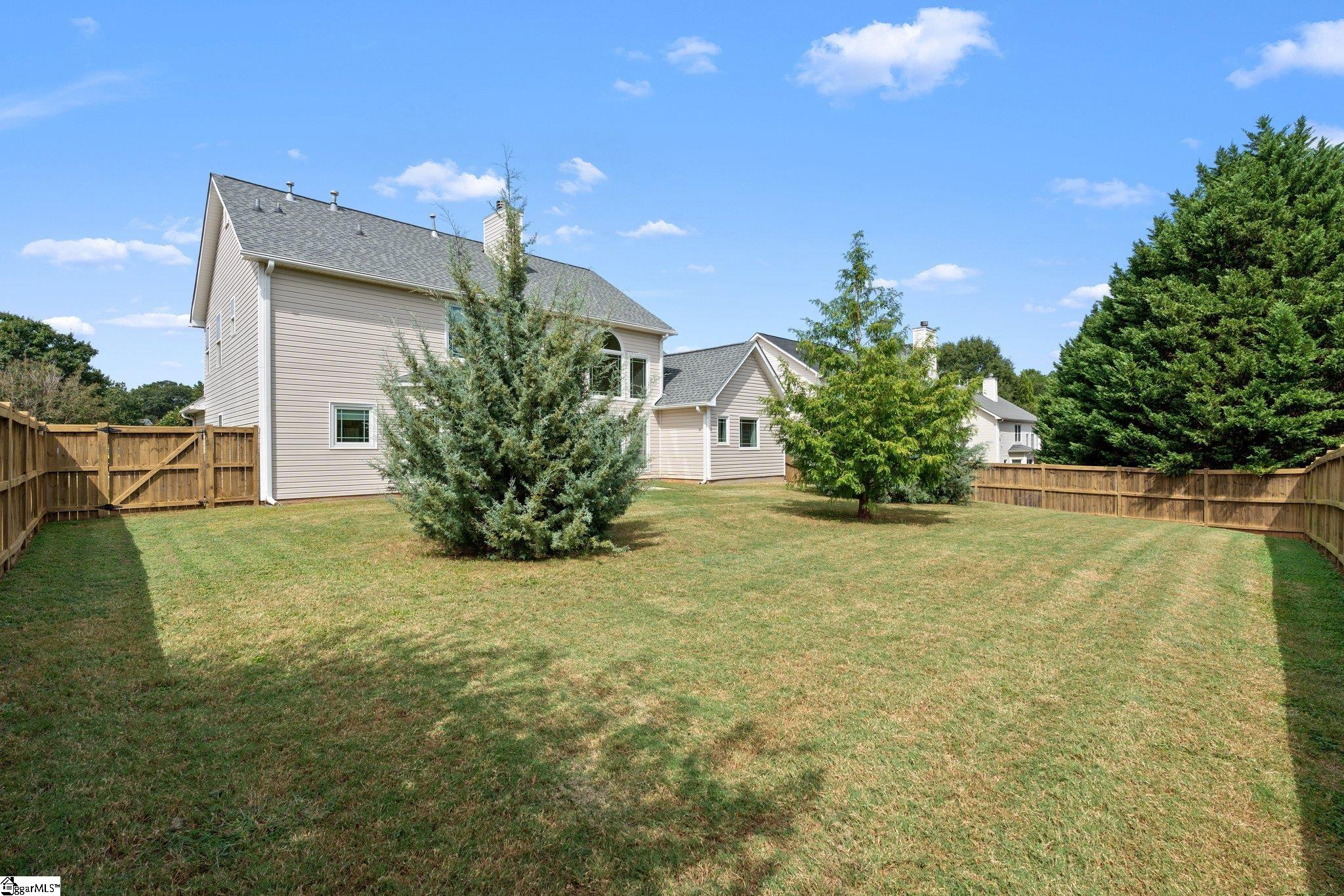 400 Summergreen Way
