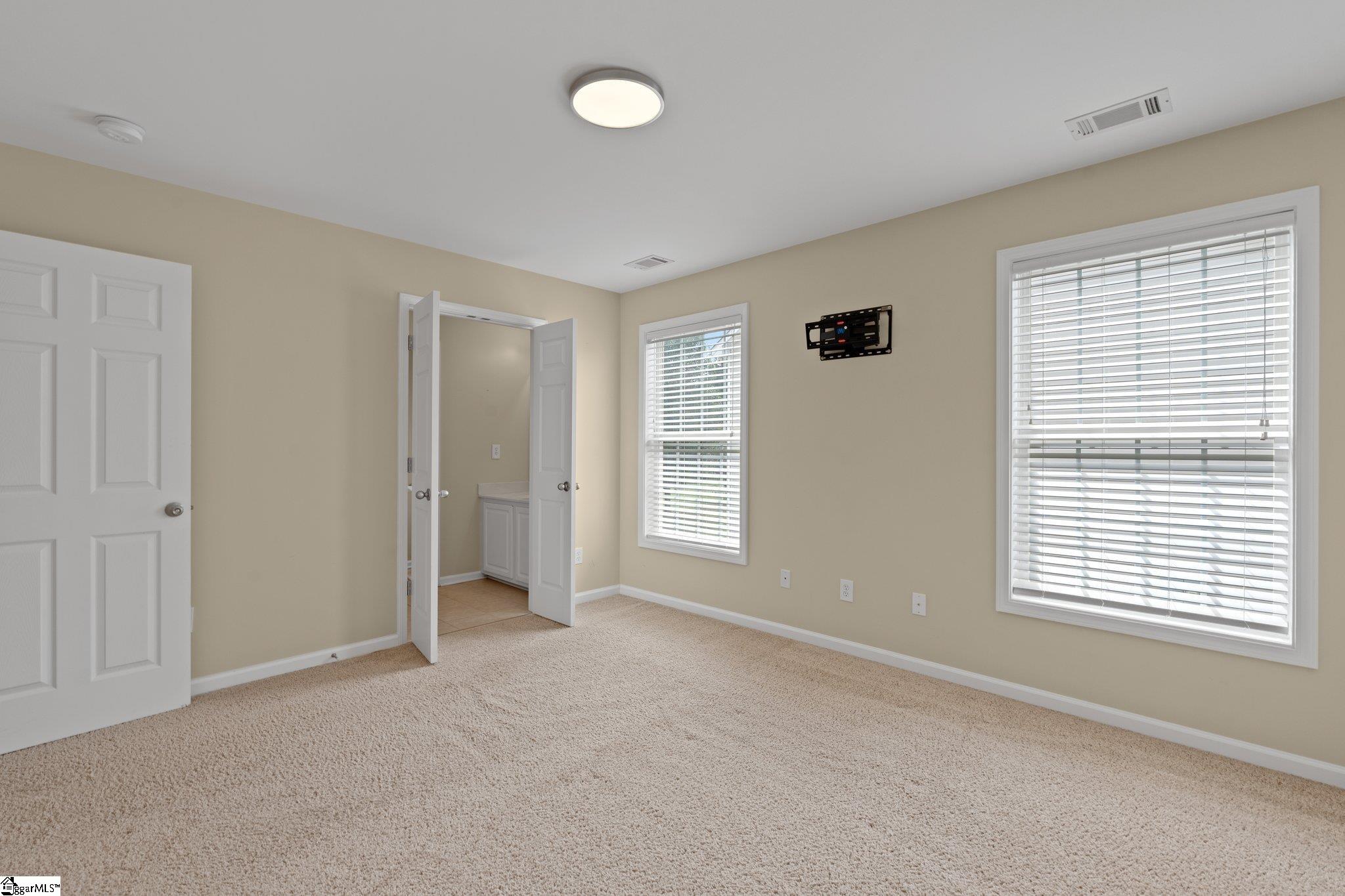 400 Summergreen Way
