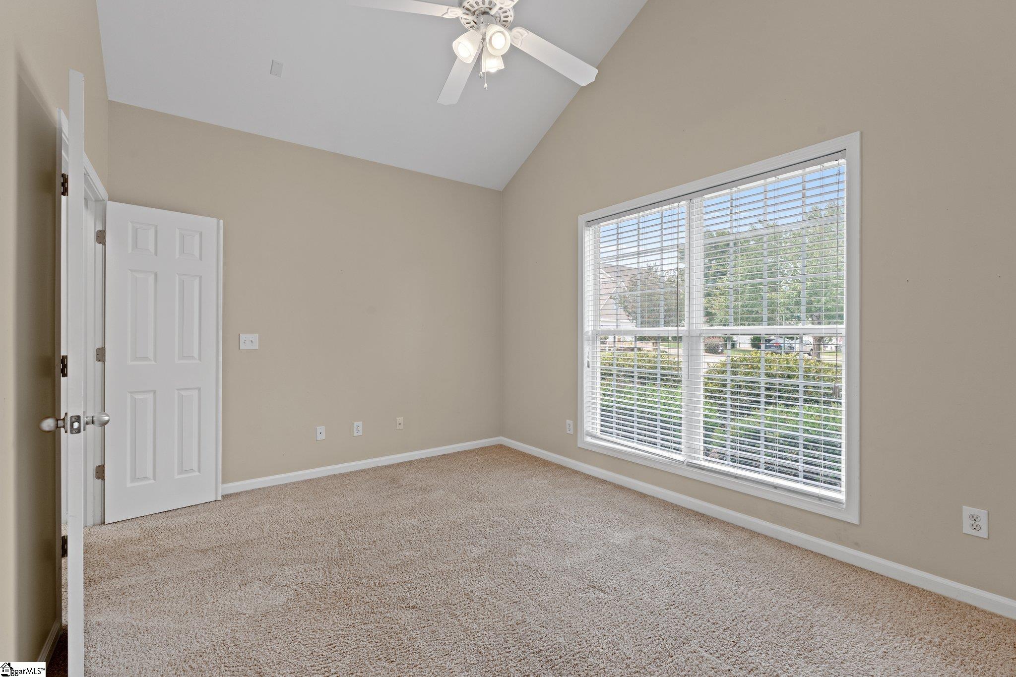 400 Summergreen Way