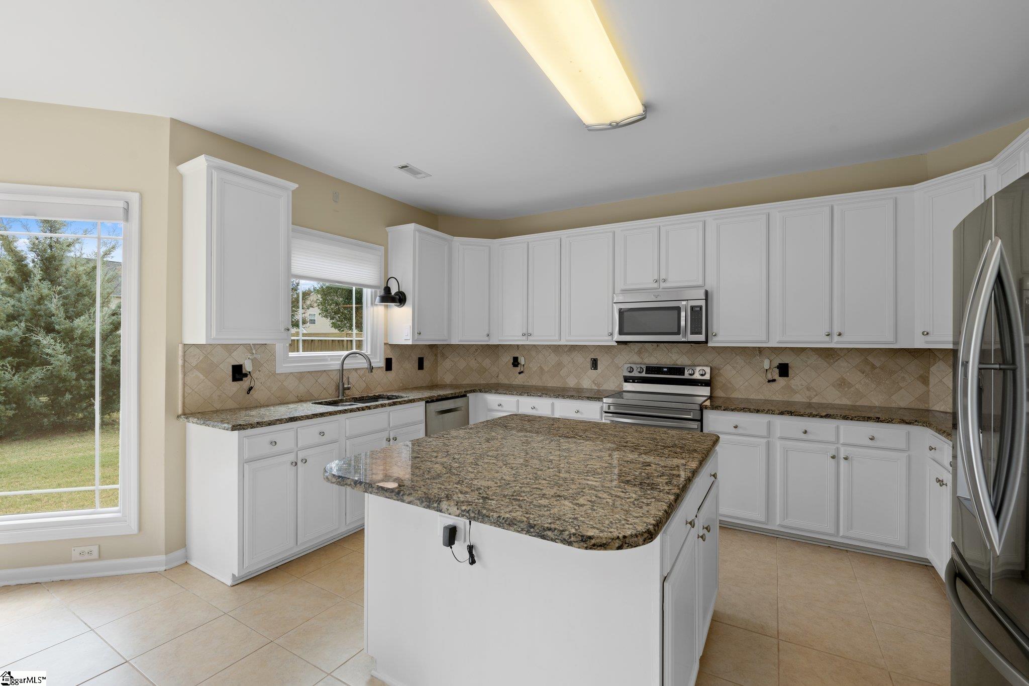 400 Summergreen Way