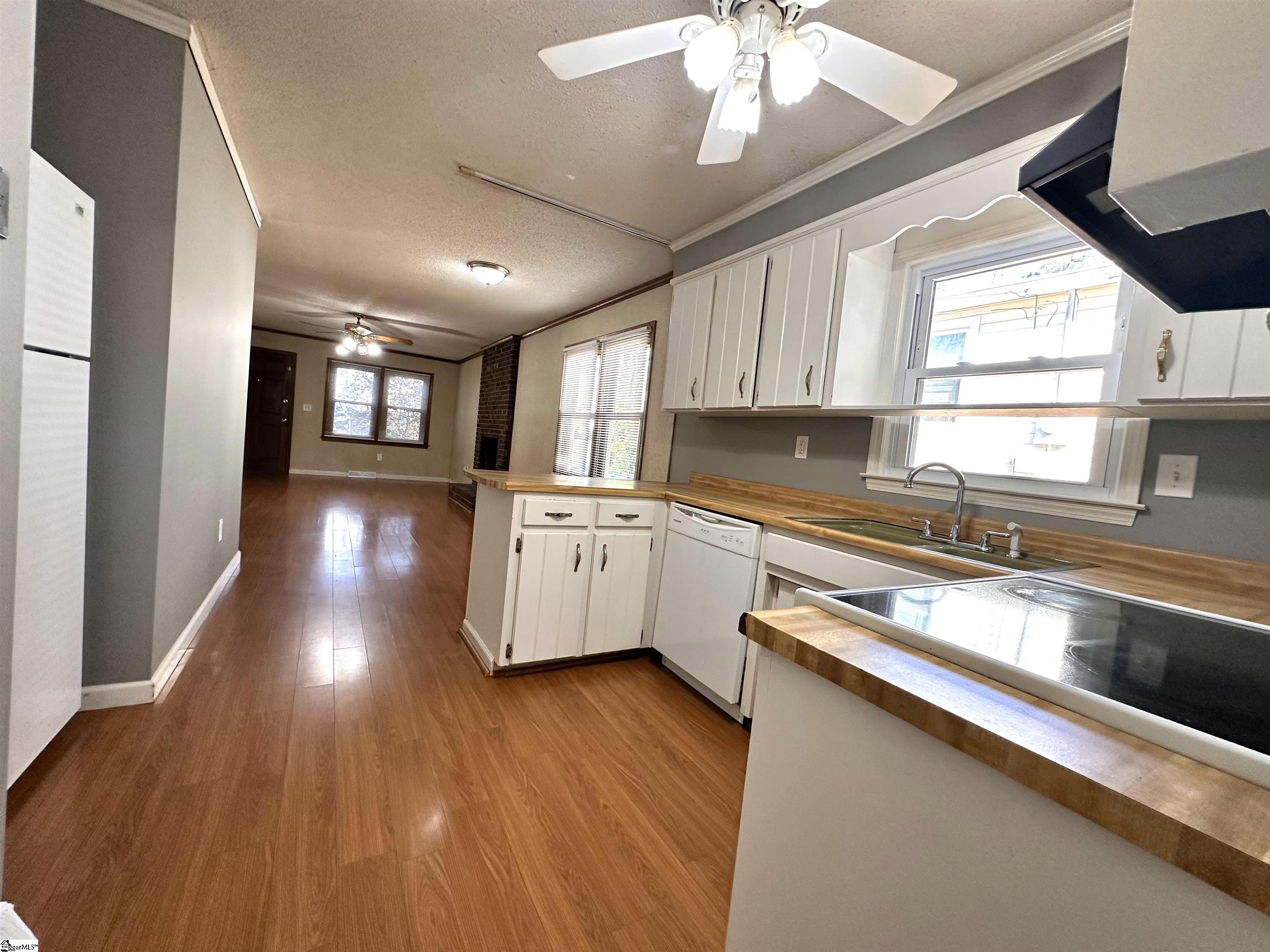 124 Brookview Circle