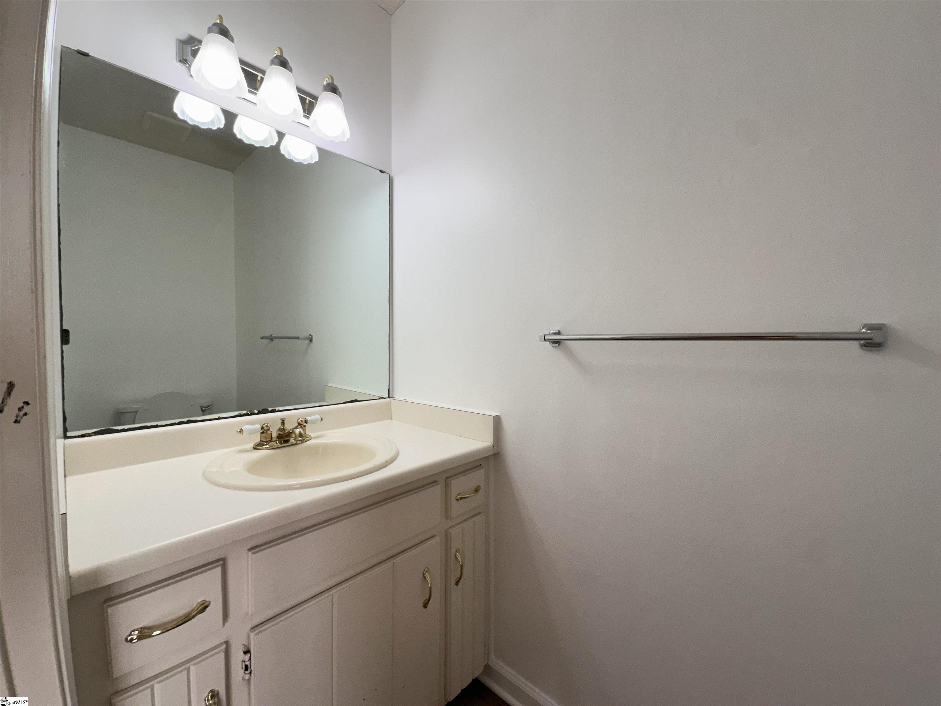 124 Brookview Circle