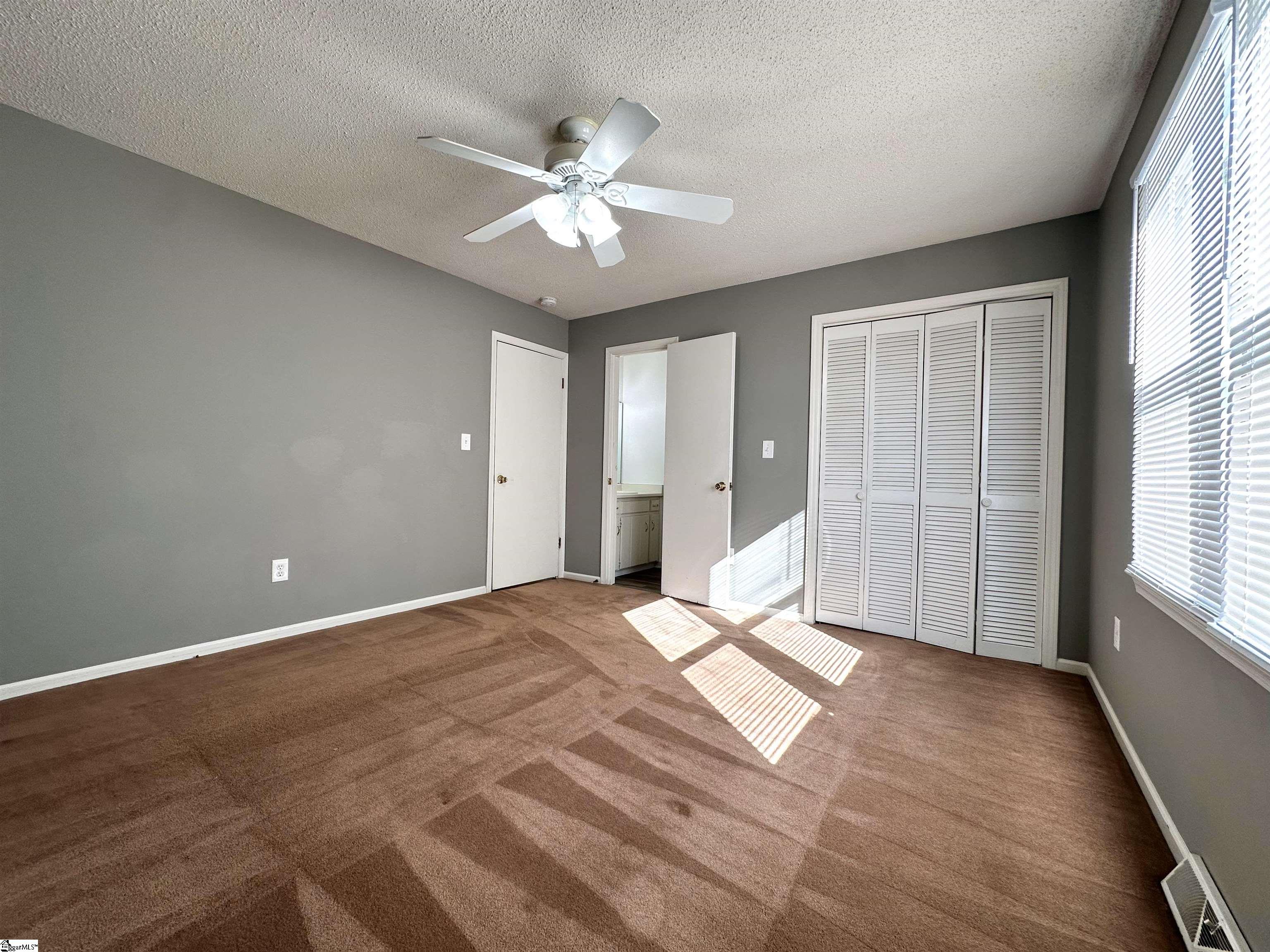 124 Brookview Circle