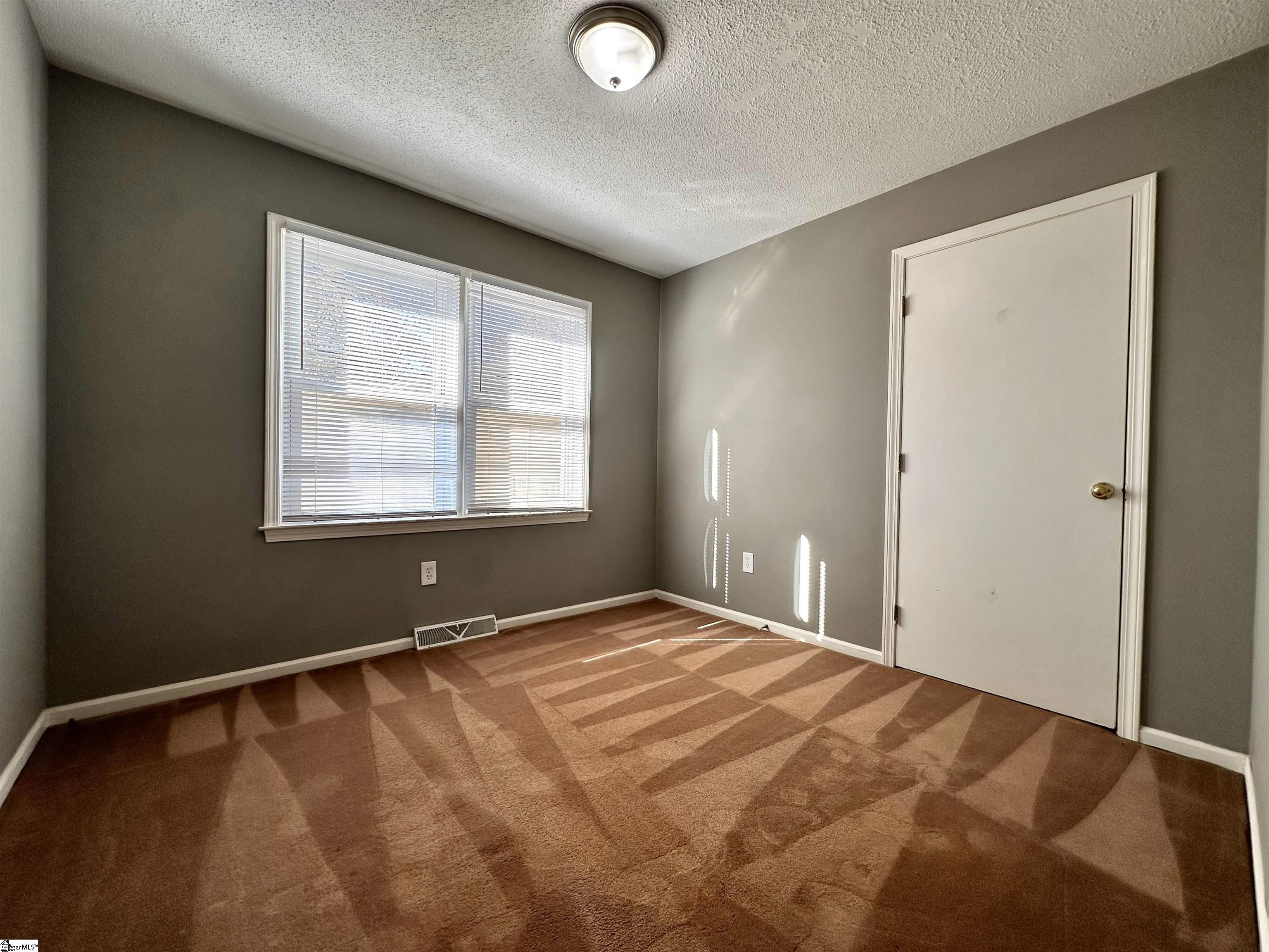 124 Brookview Circle