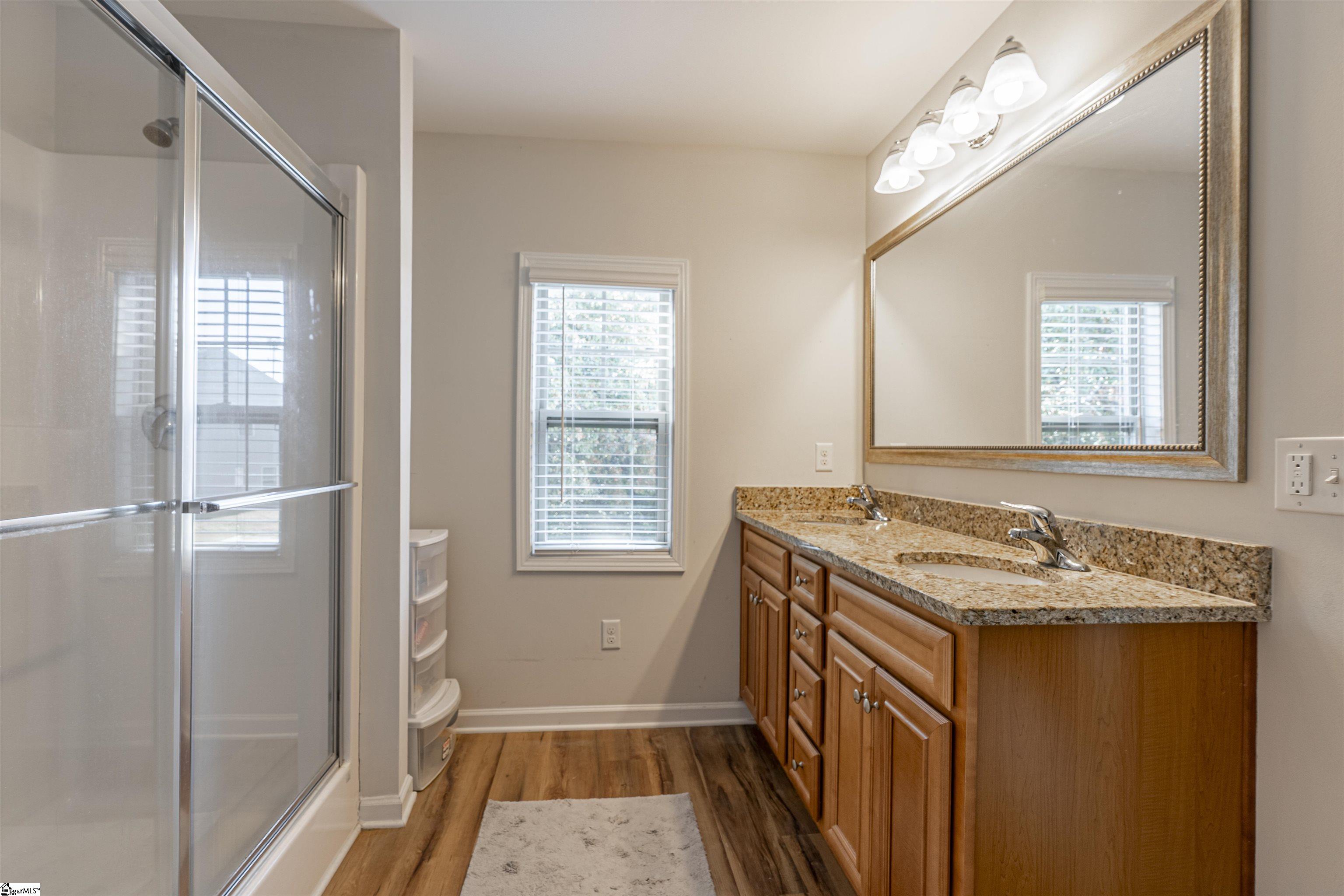 419 Cedar Bluff Way