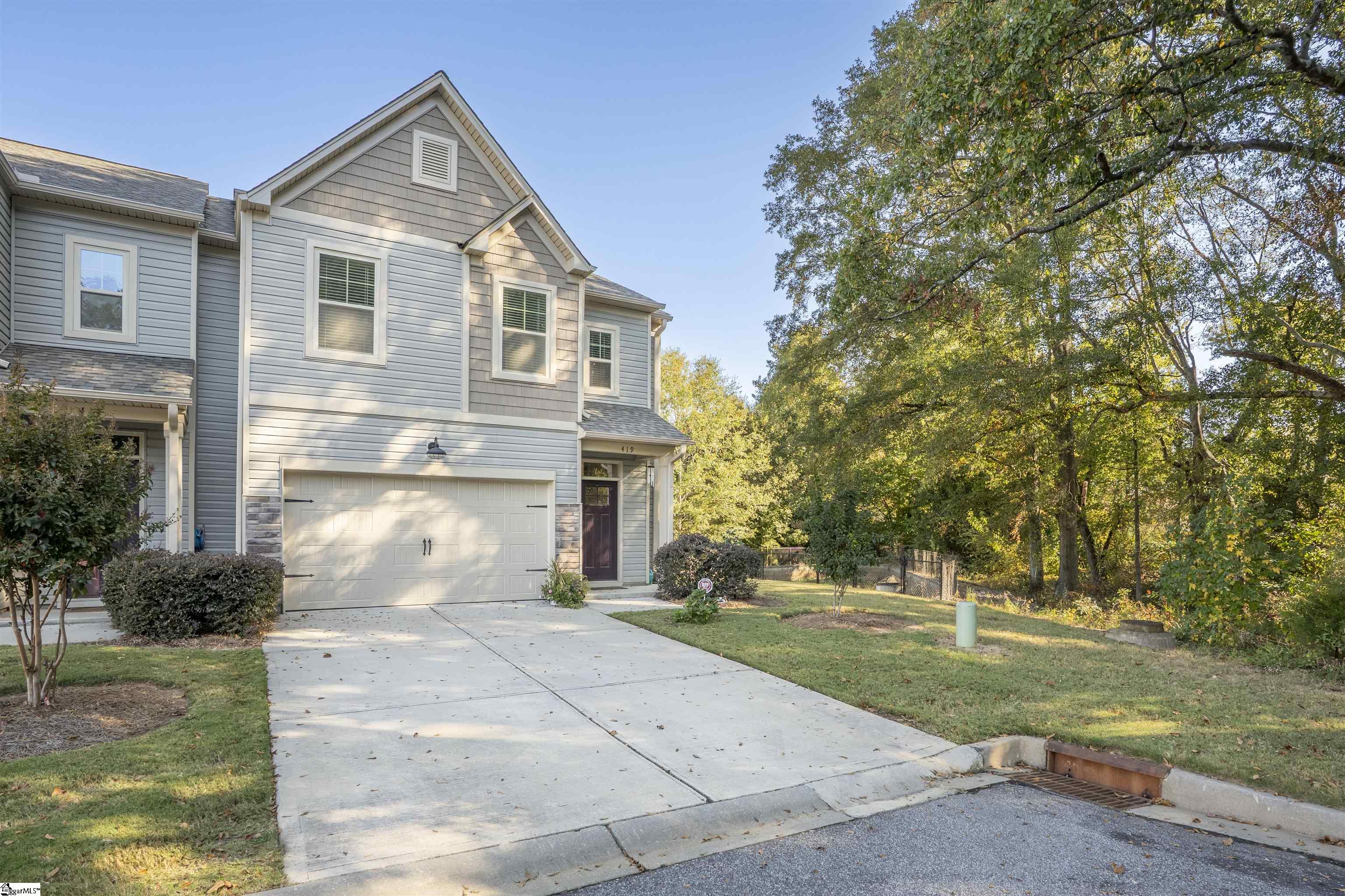 419 Cedar Bluff Way