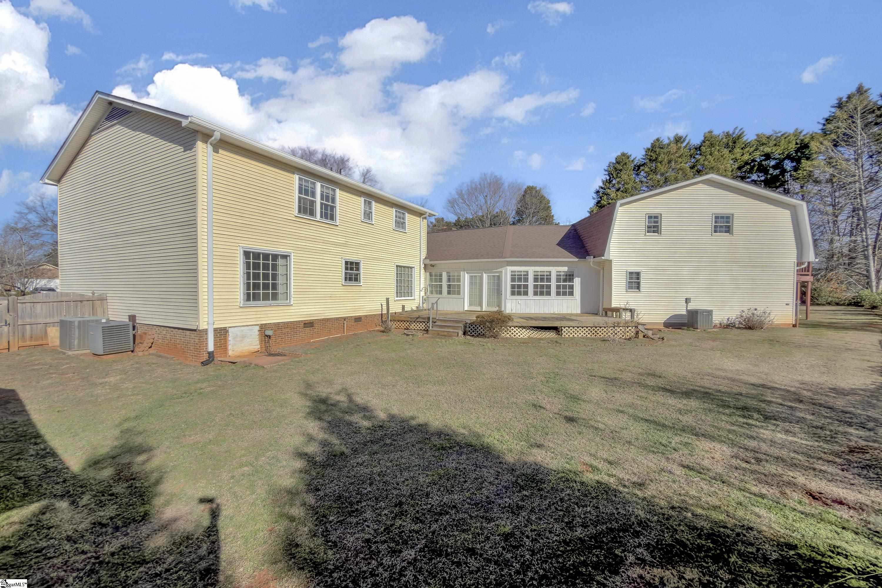 6 Brynhurst Court