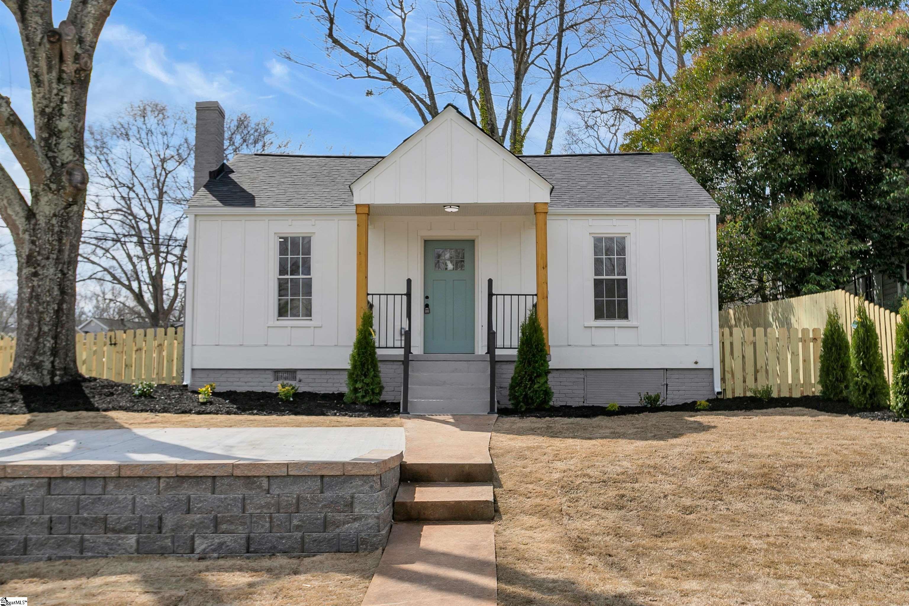 13 Hawthorne Lane