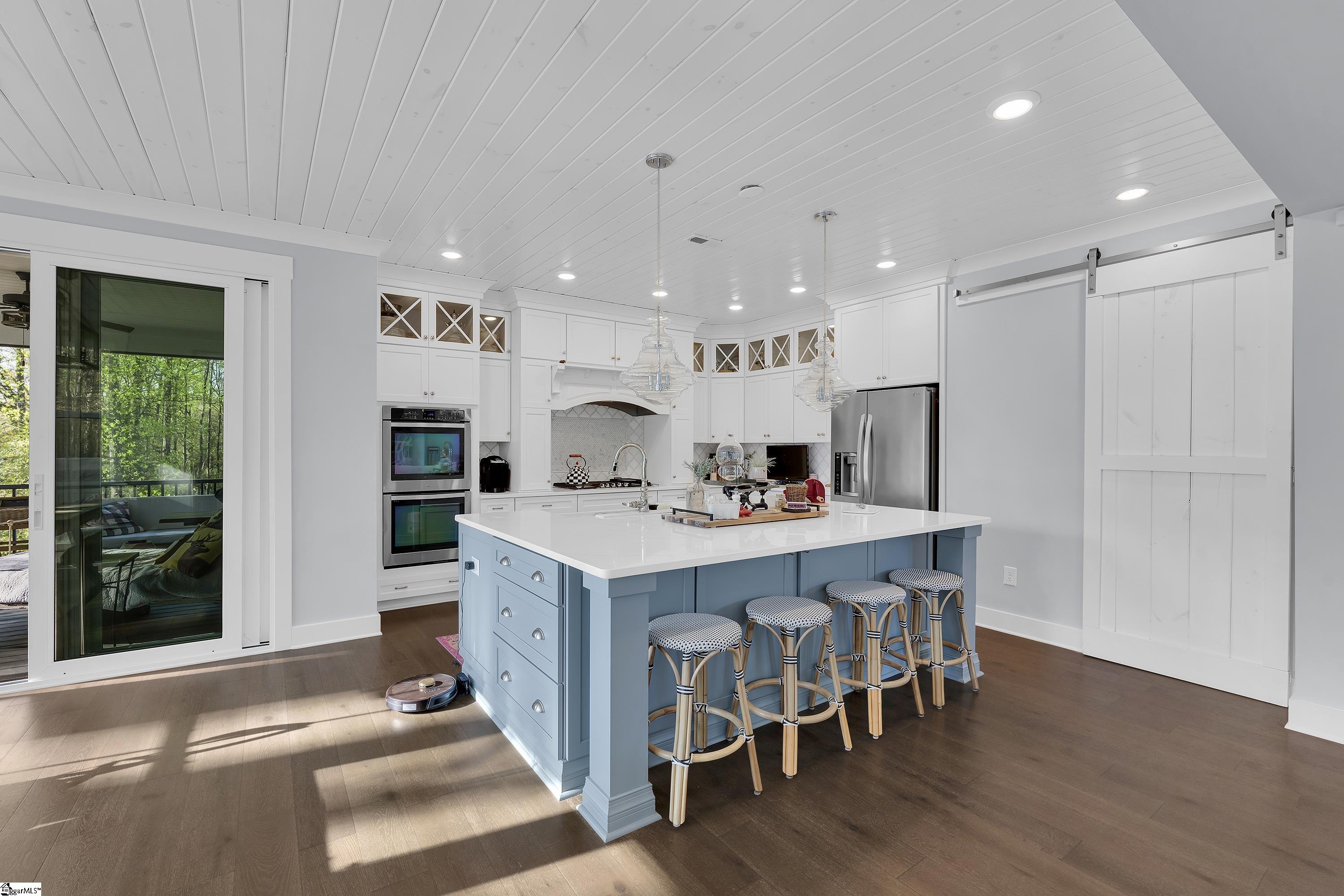 233 Grandmont Court