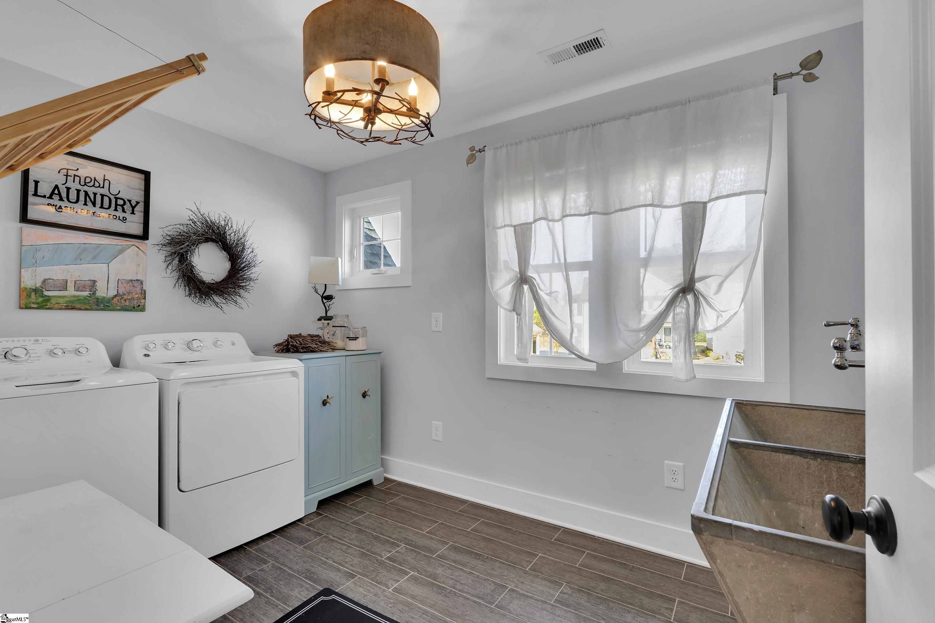 233 Grandmont Court