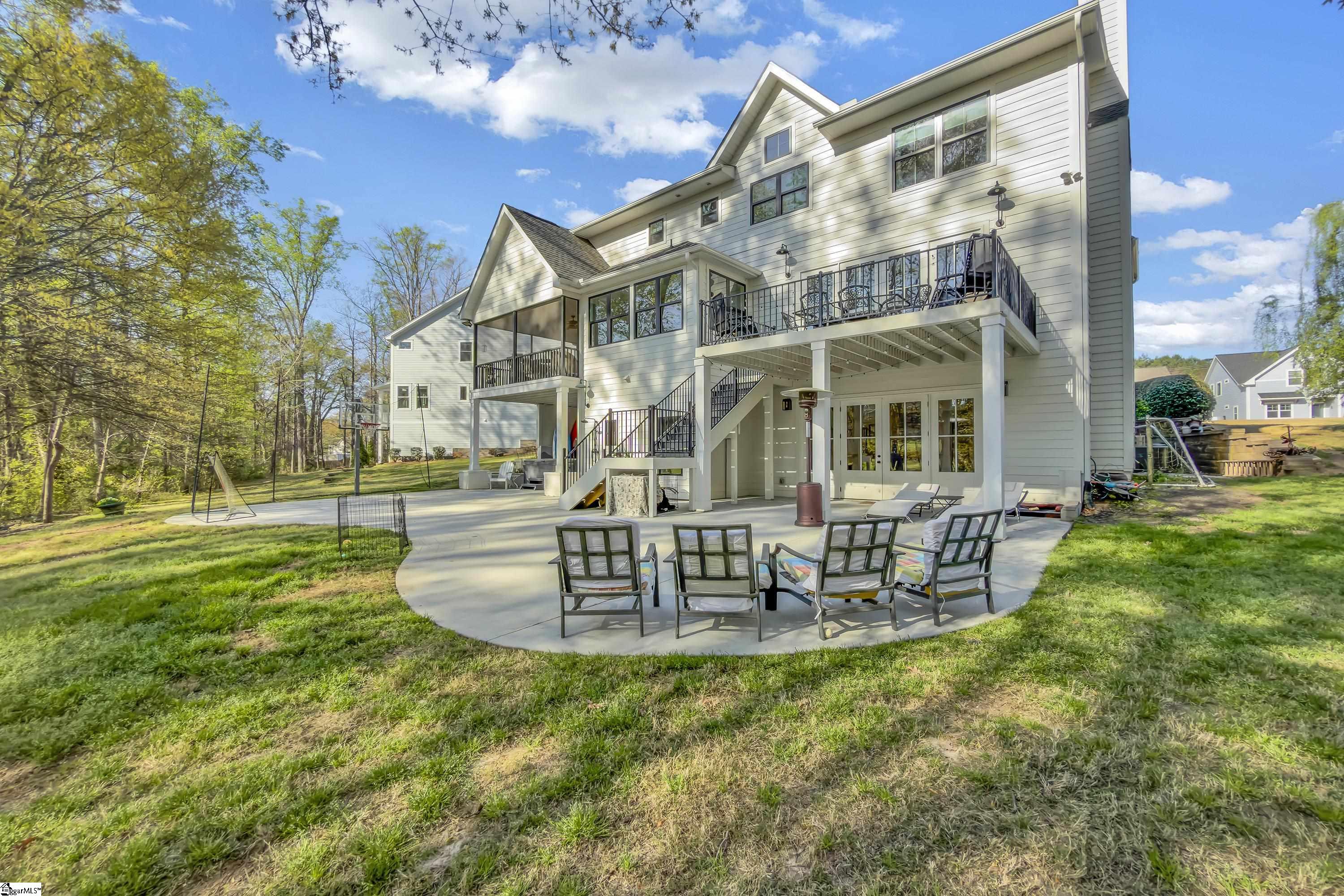 233 Grandmont Court