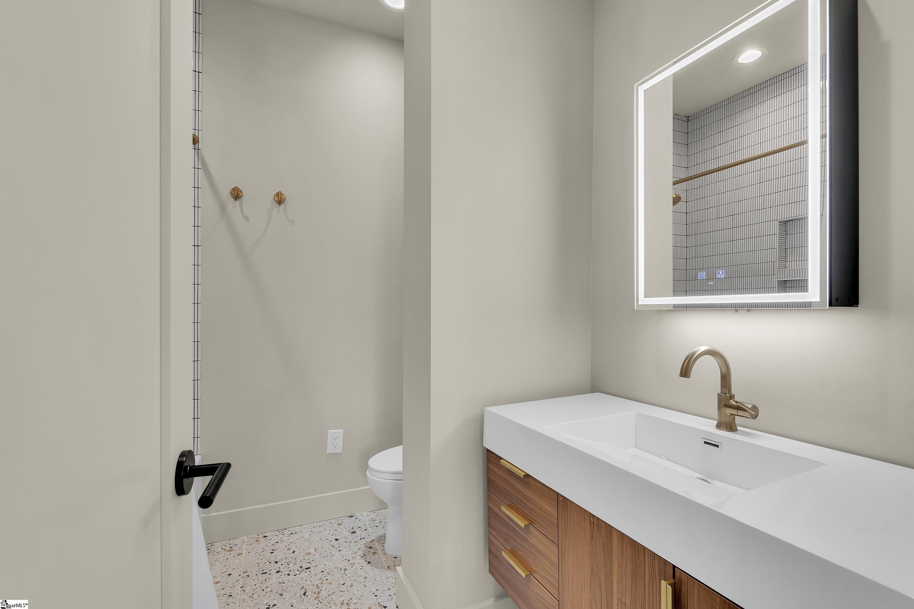 623 N Main Street Unit 1