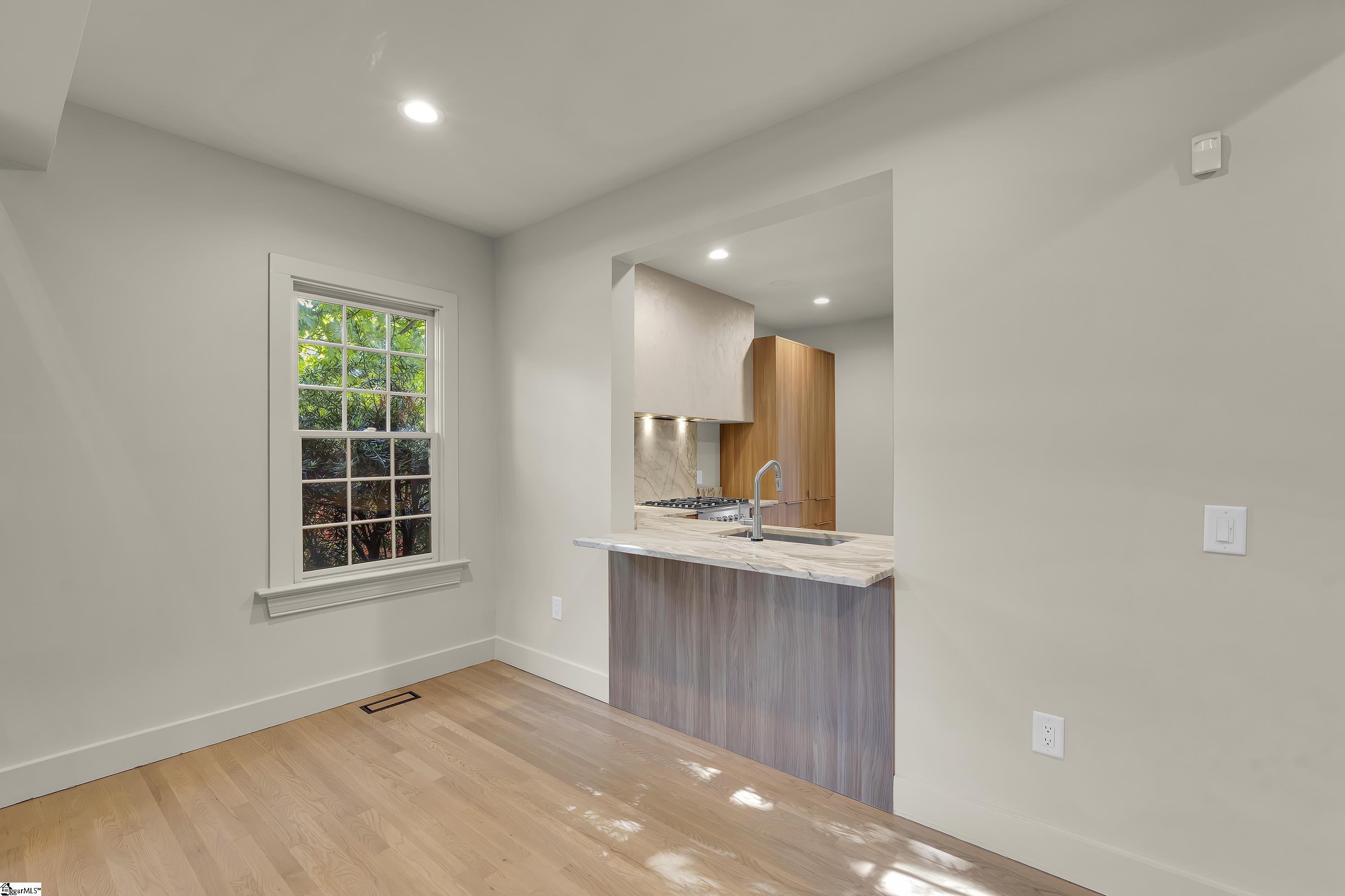 623 N Main Street Unit 1
