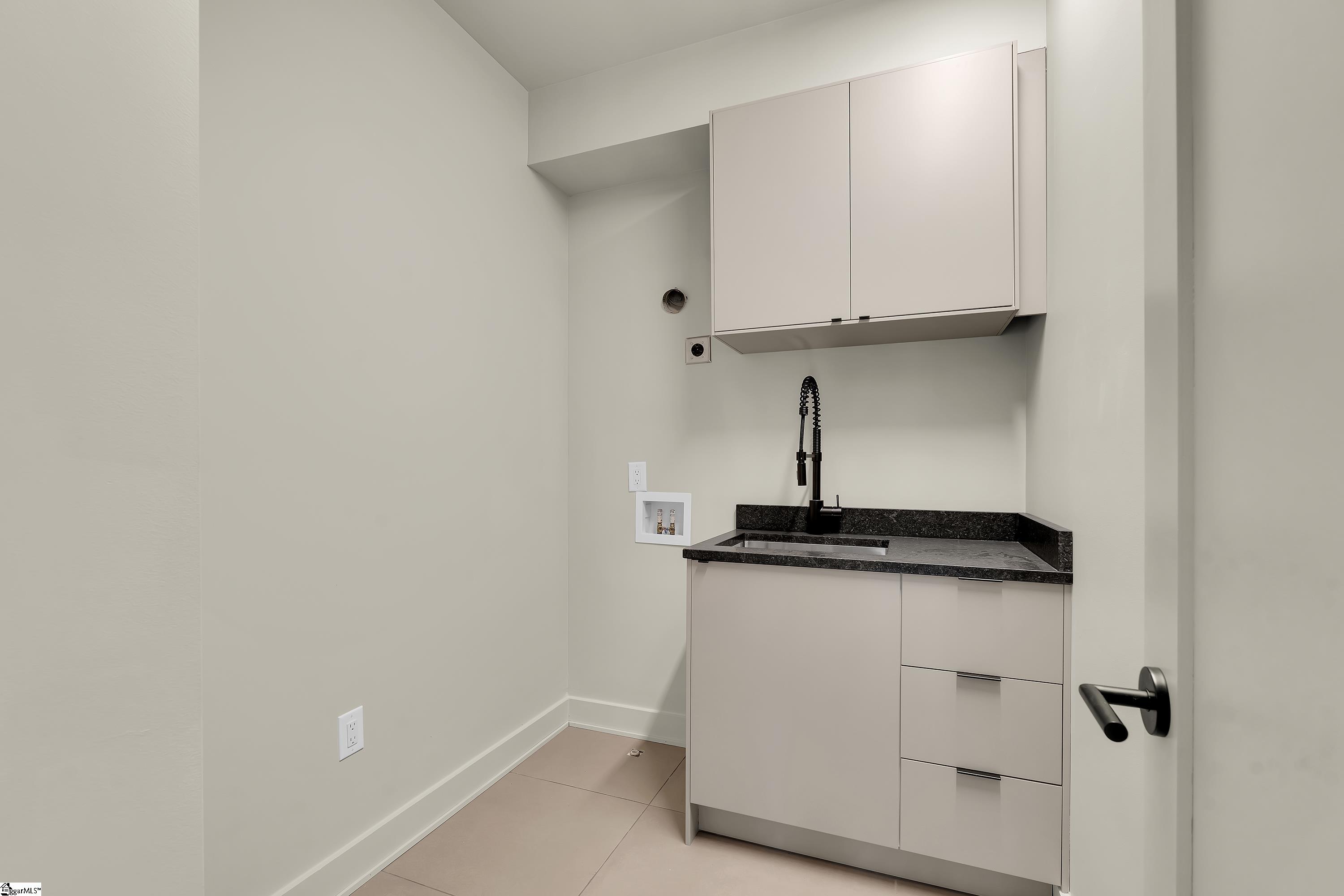 623 N Main Street Unit 1