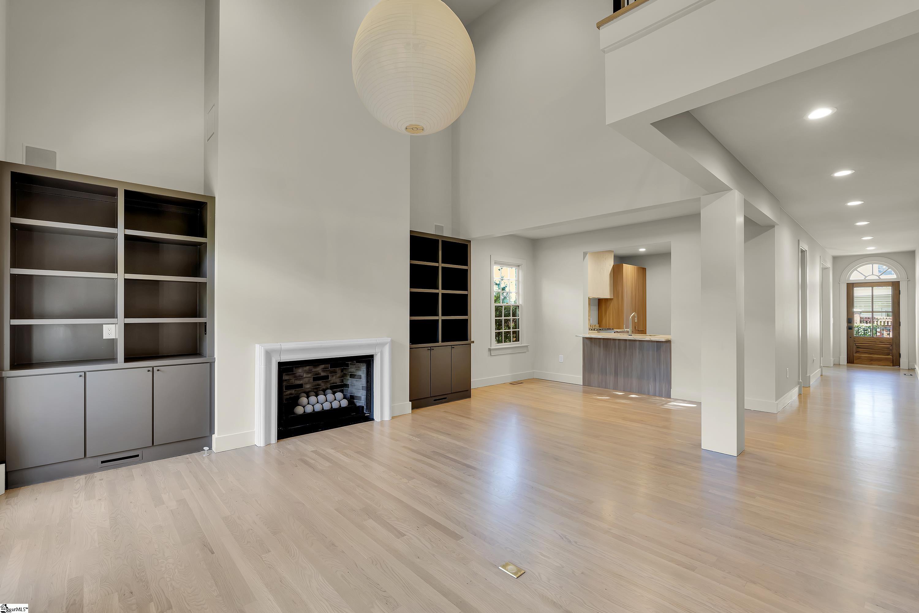 623 N Main Street Unit 1