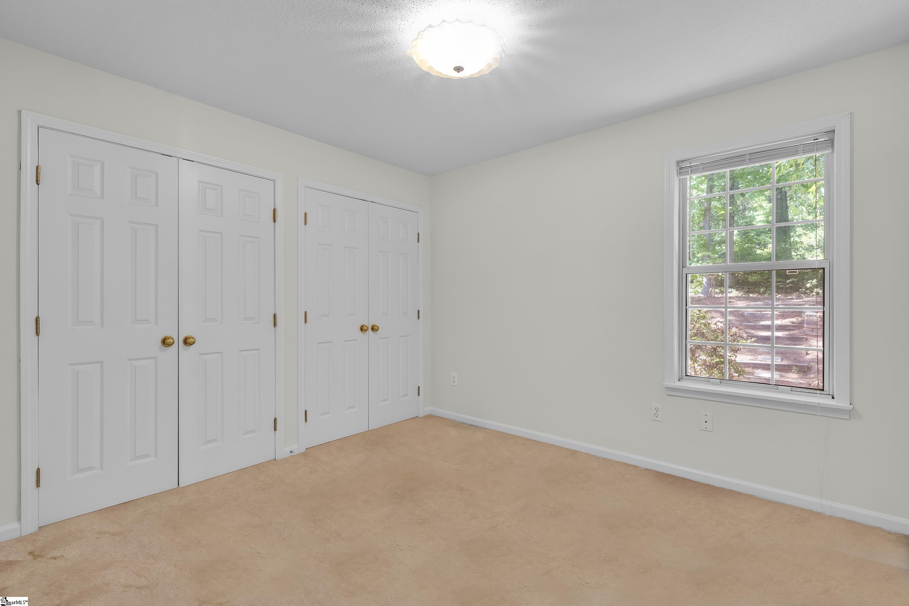 1028 Summit Drive