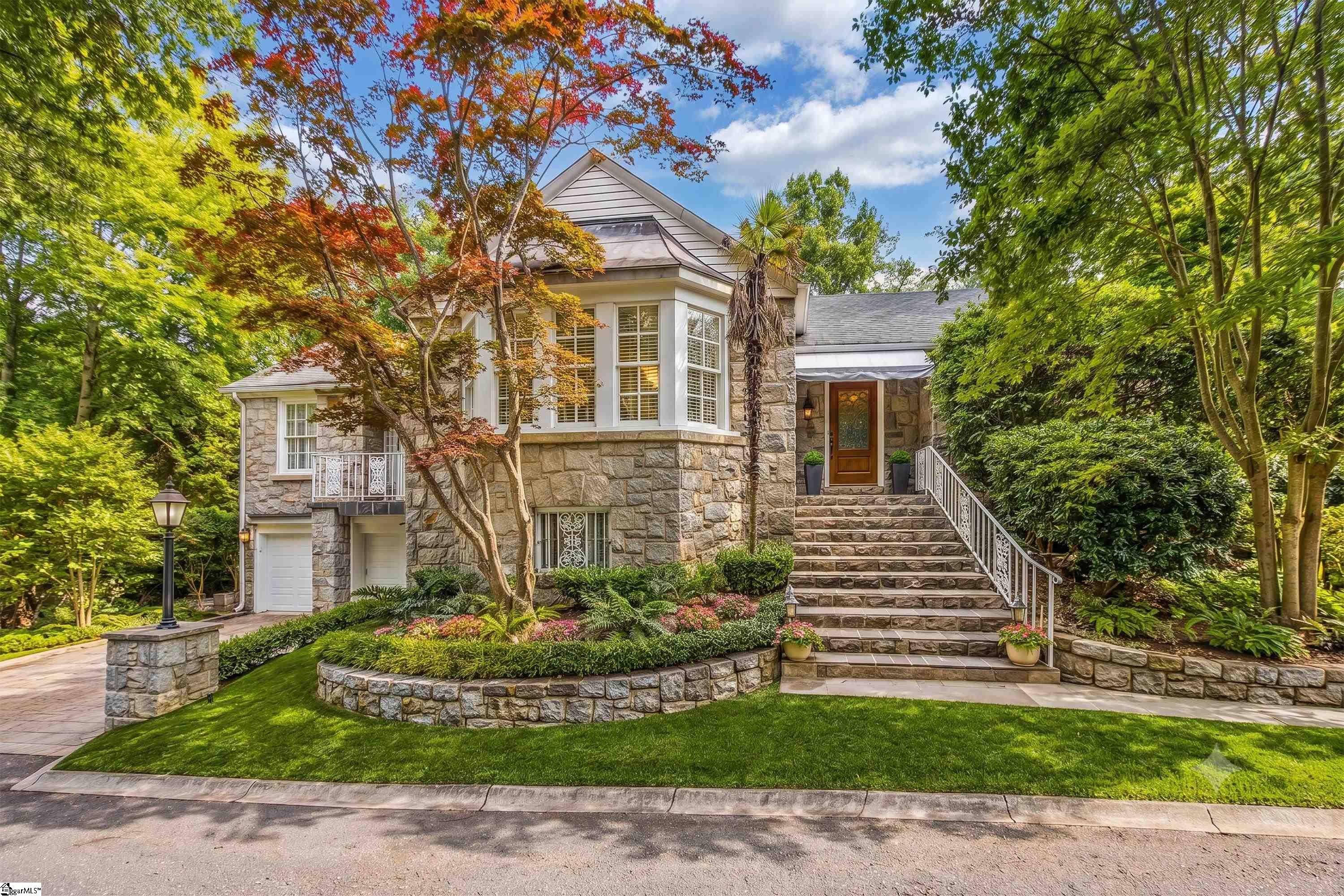 47 Douglas Drive