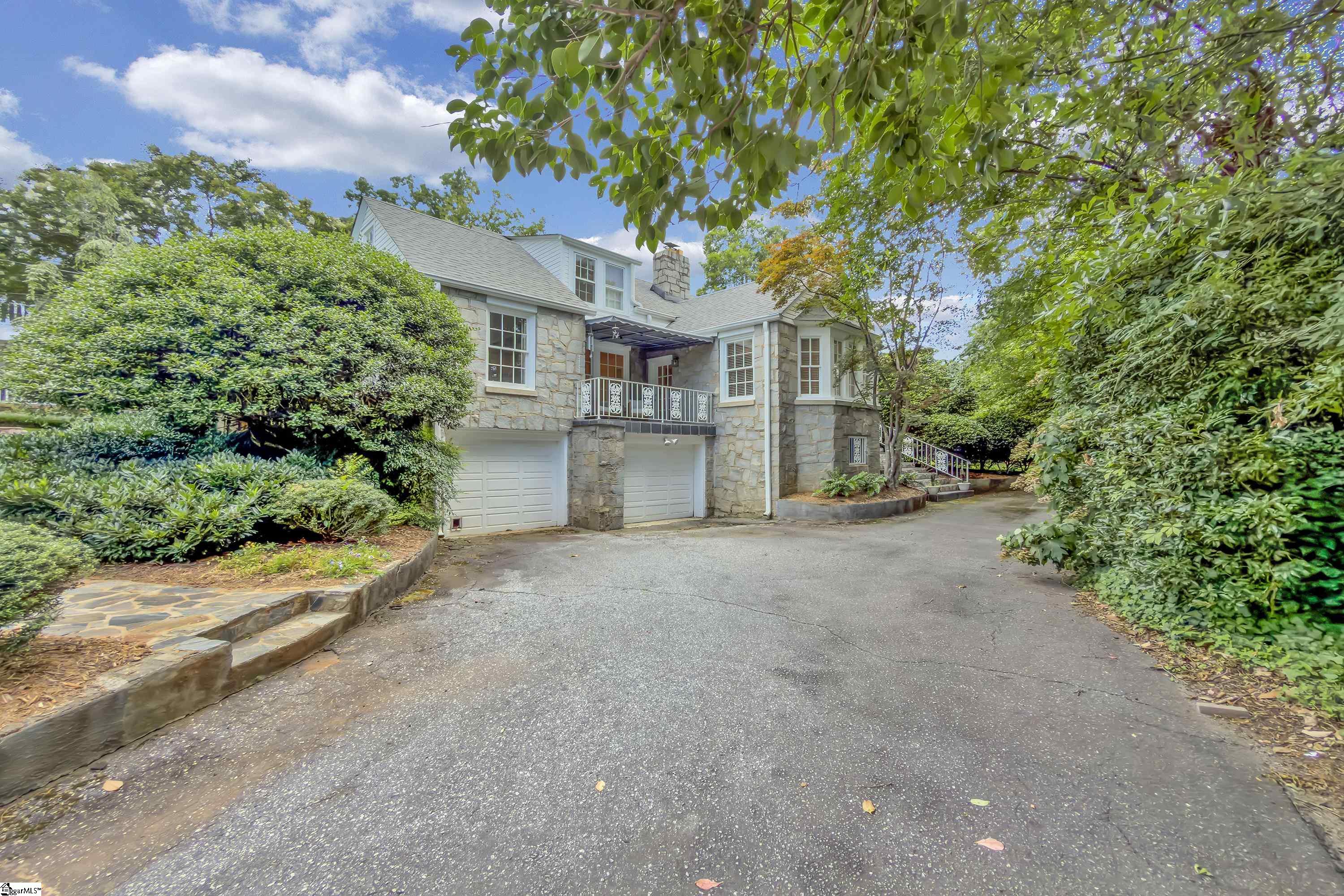 47 Douglas Drive