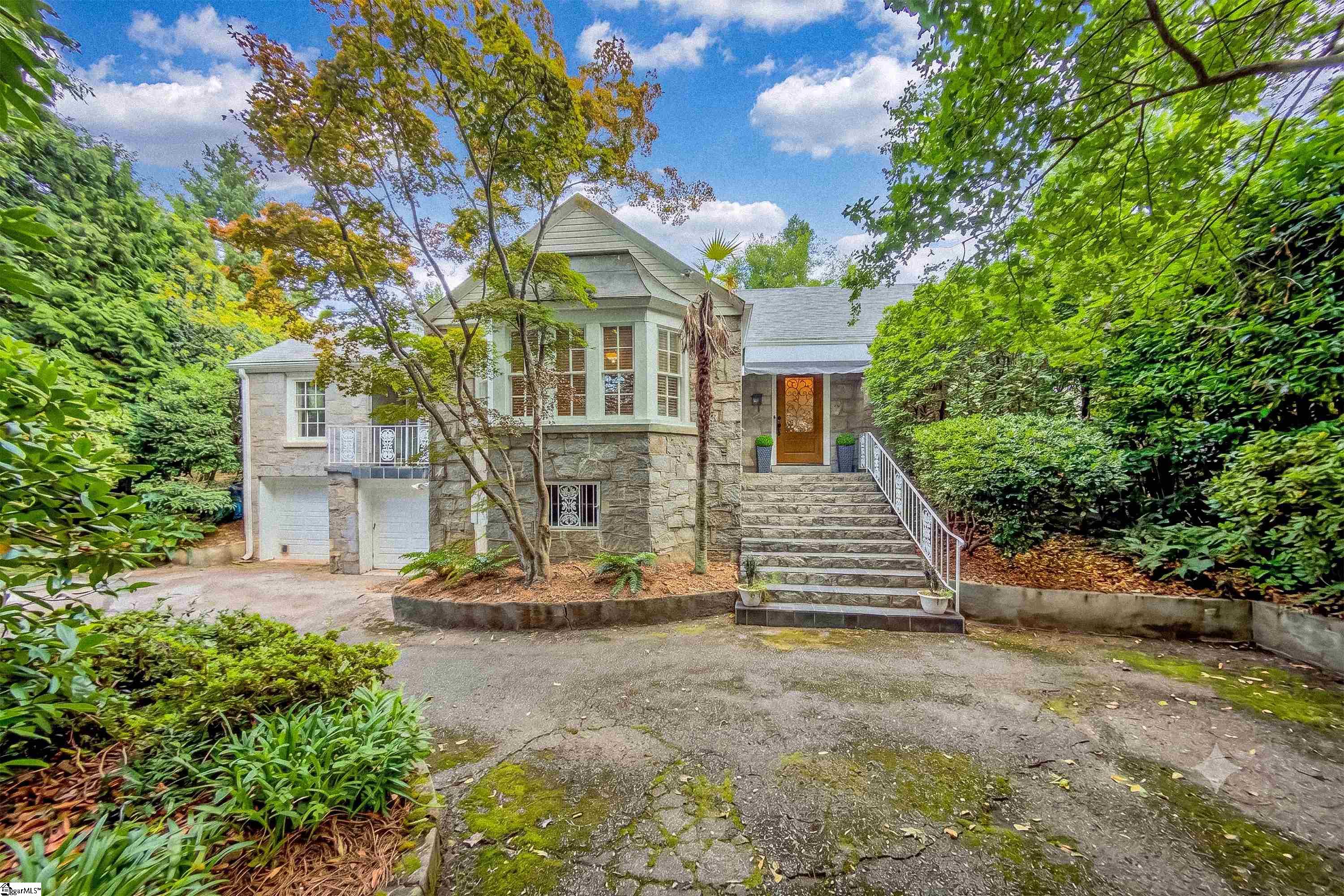 47 Douglas Drive