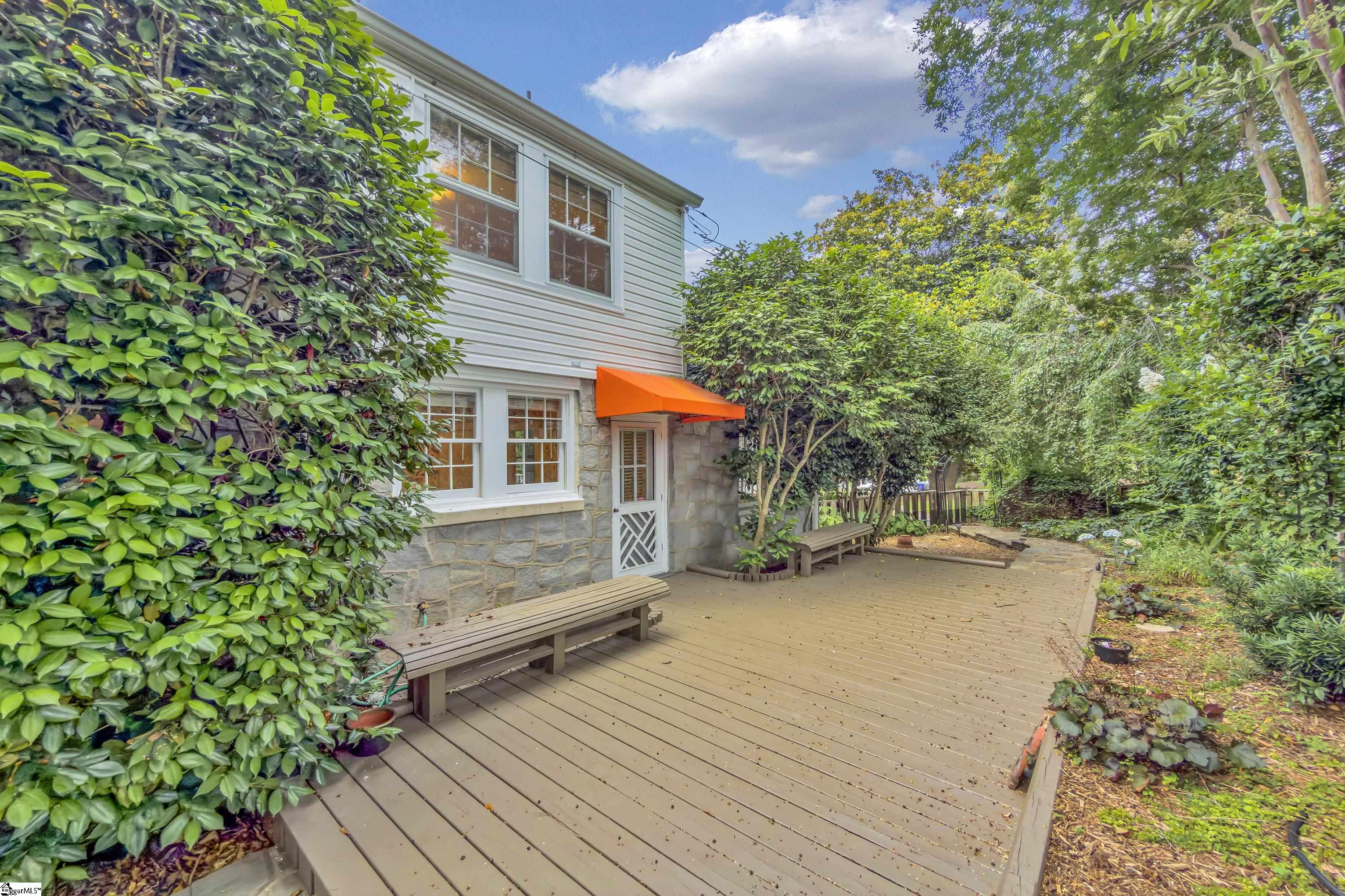 47 Douglas Drive