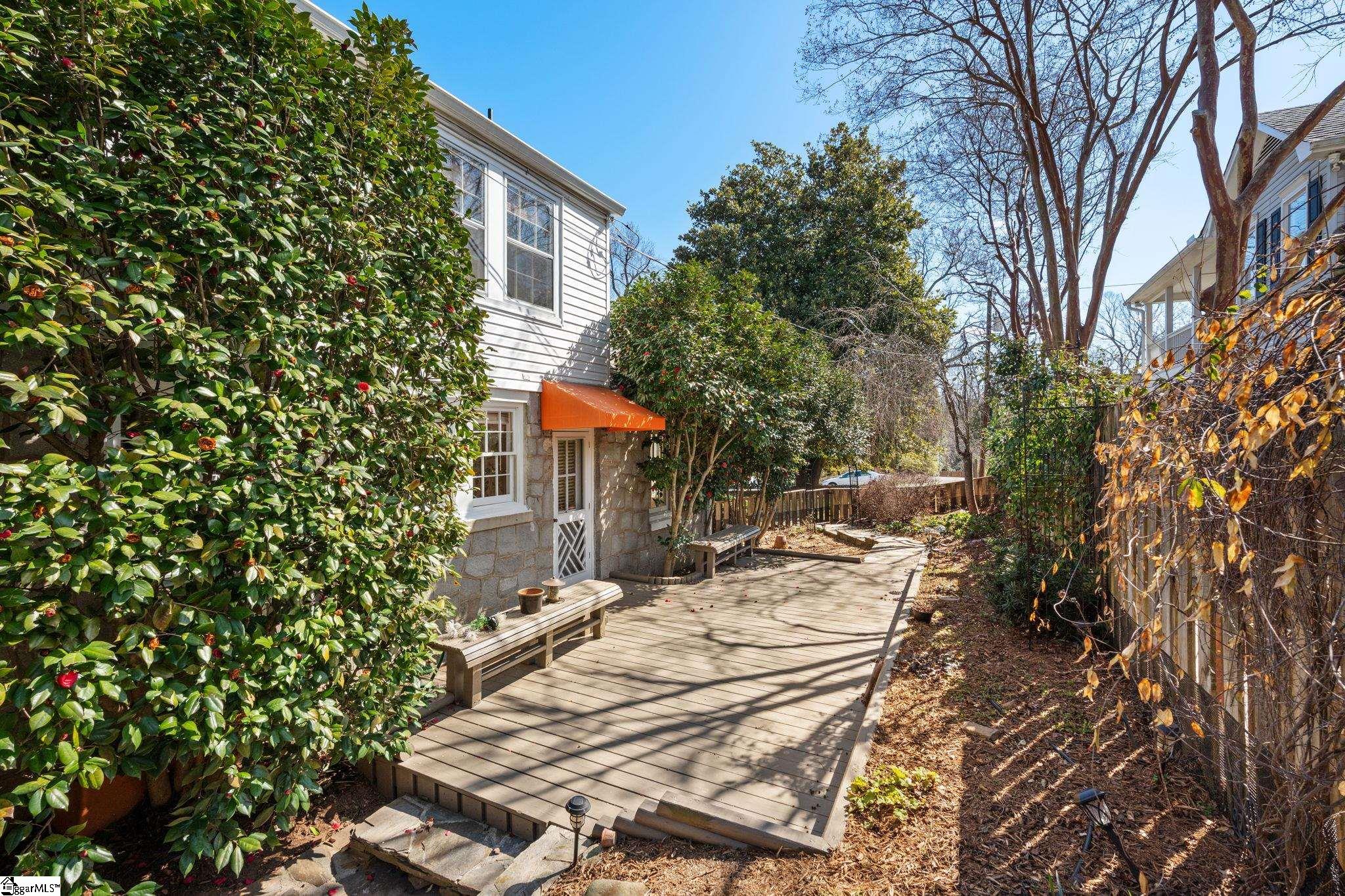 47 Douglas Drive