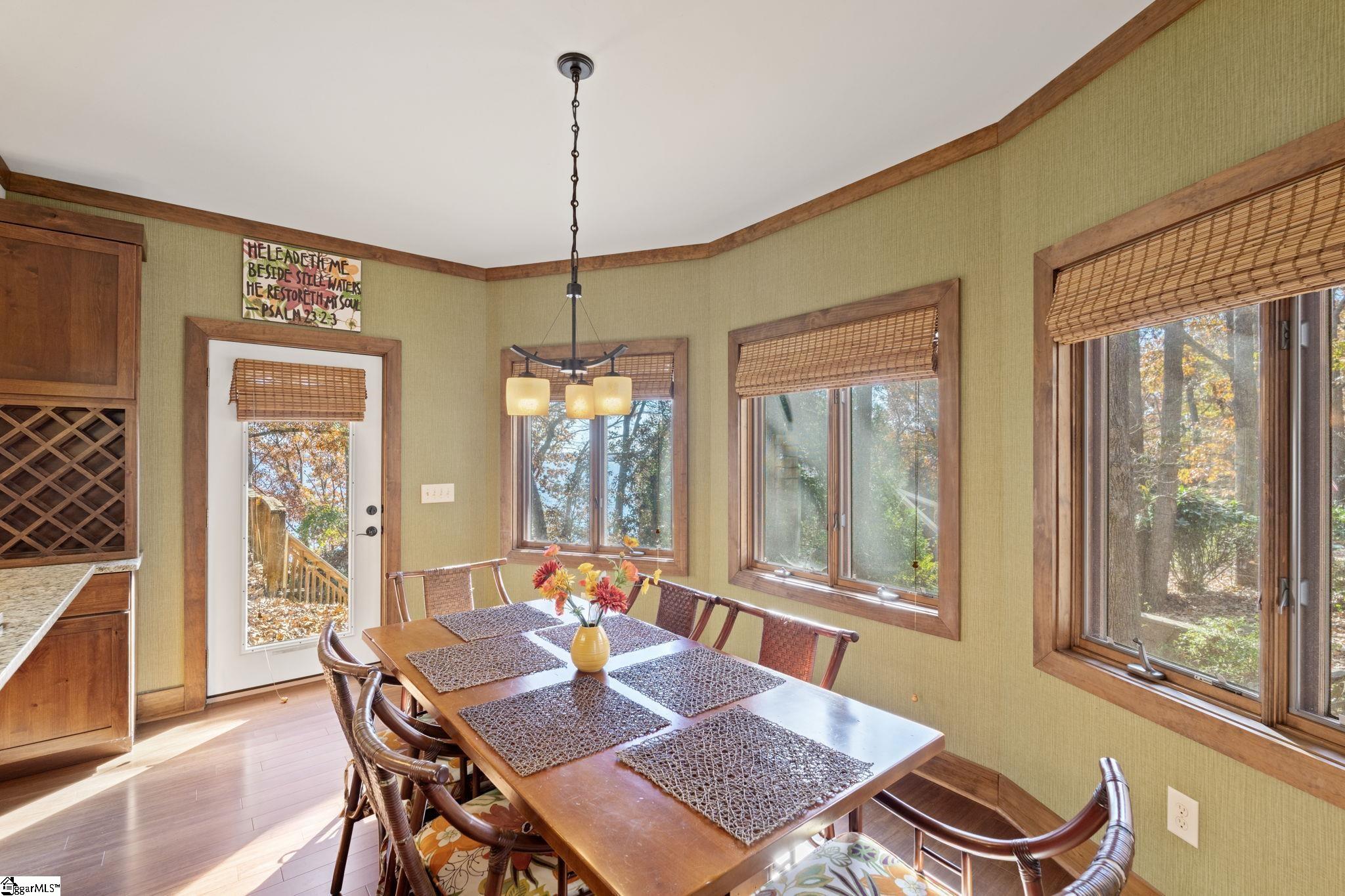 231 Perry Circle