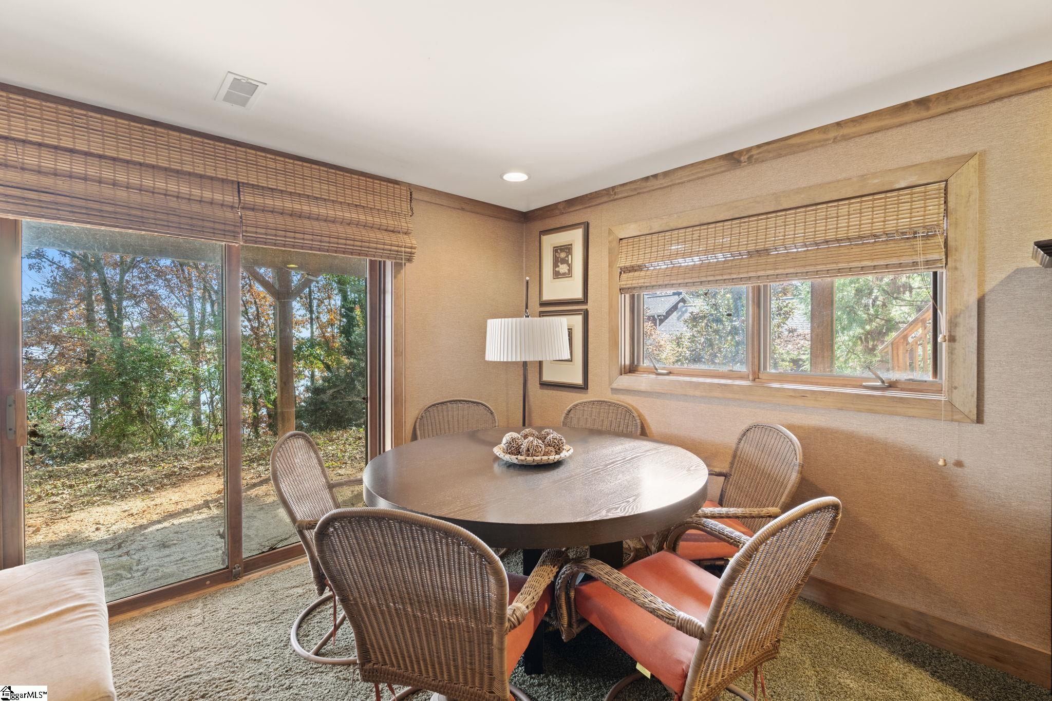 231 Perry Circle