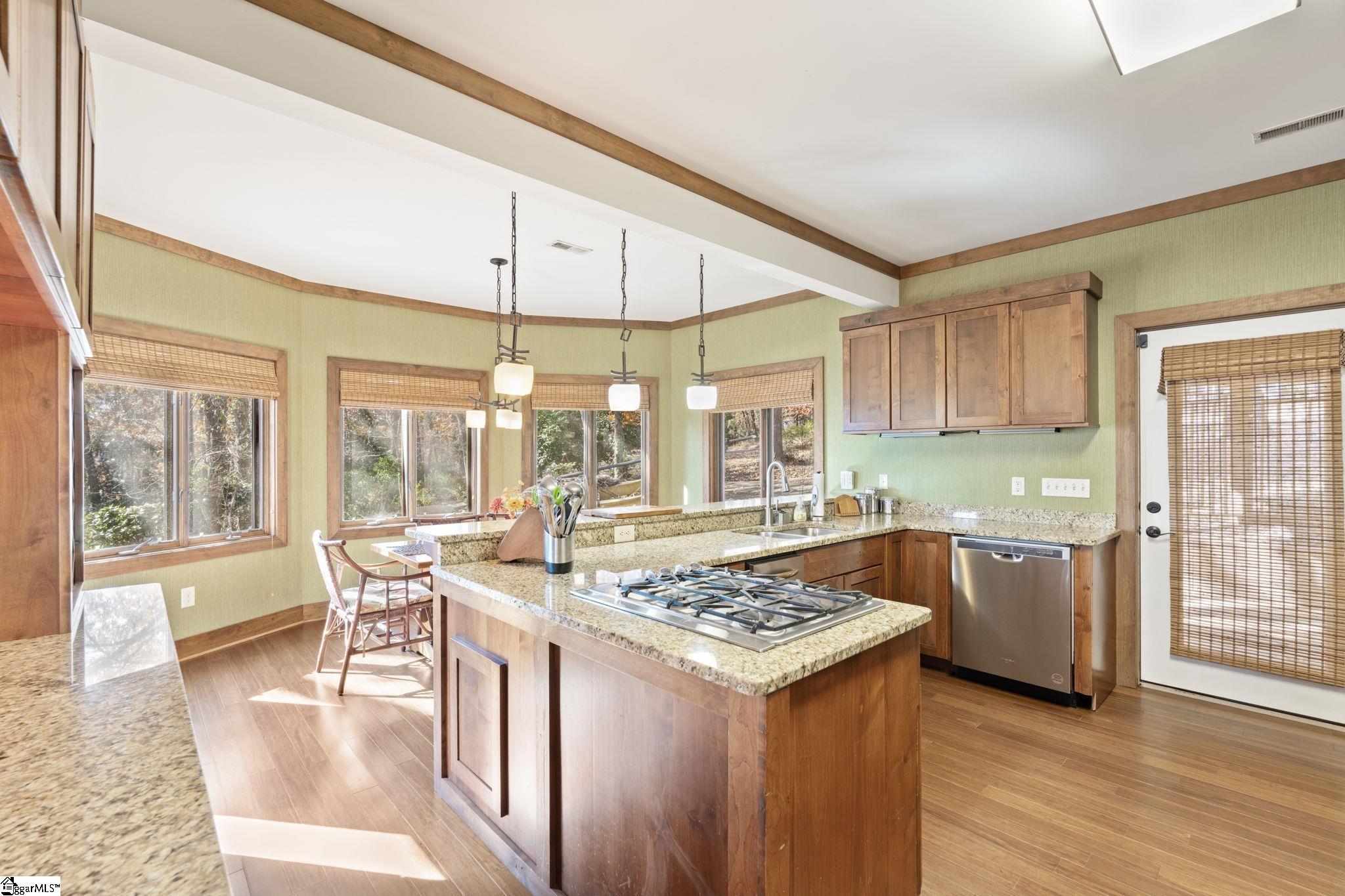 231 Perry Circle