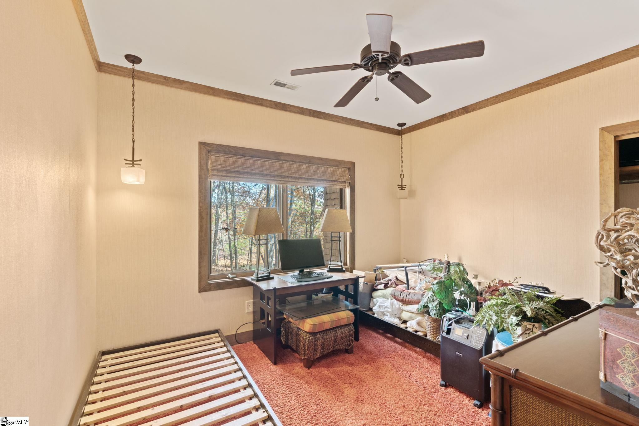 231 Perry Circle