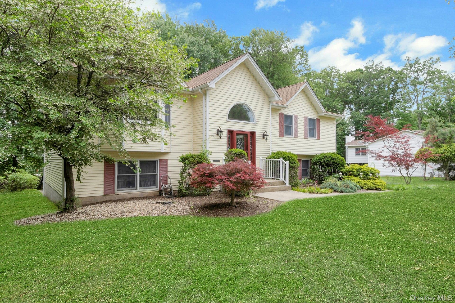 19 Flower Lane