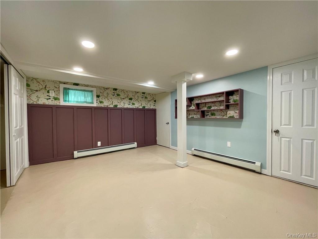 3 Elizabeth Place Unit: 1st Fl