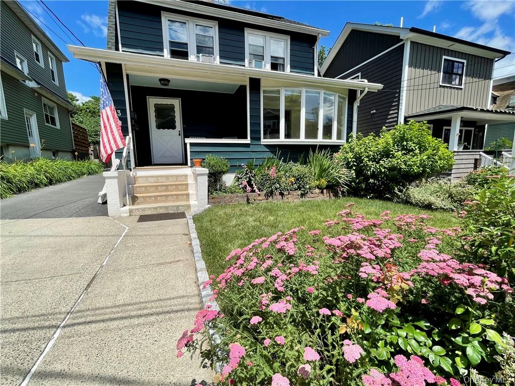 3 Elizabeth Place Unit: 1st Fl