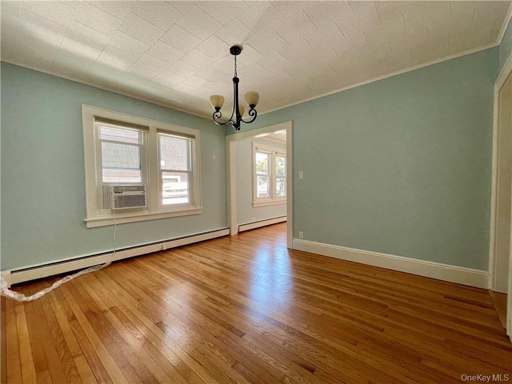 3 Elizabeth Place Unit: 1st Fl