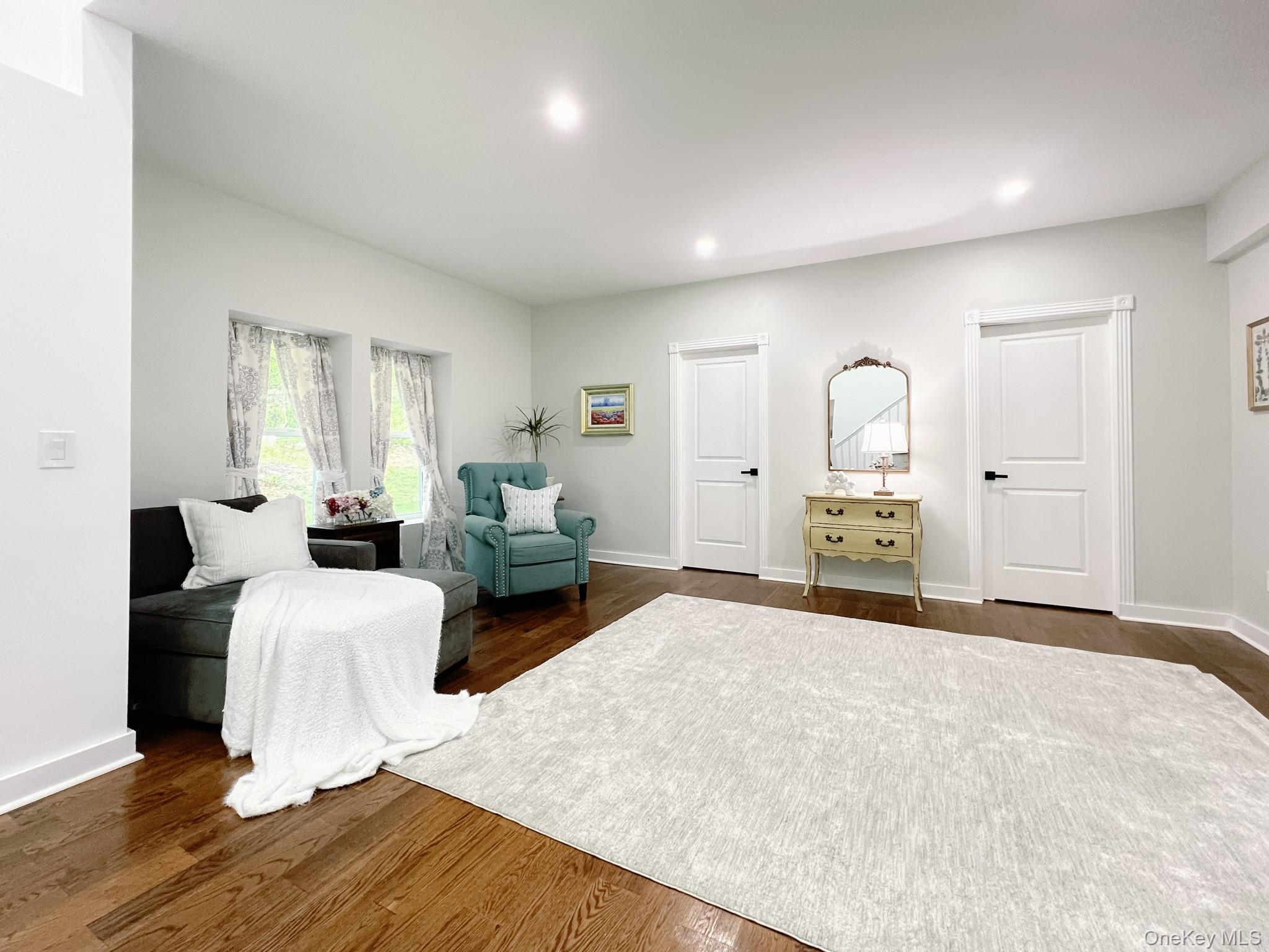 82 Hampton Road