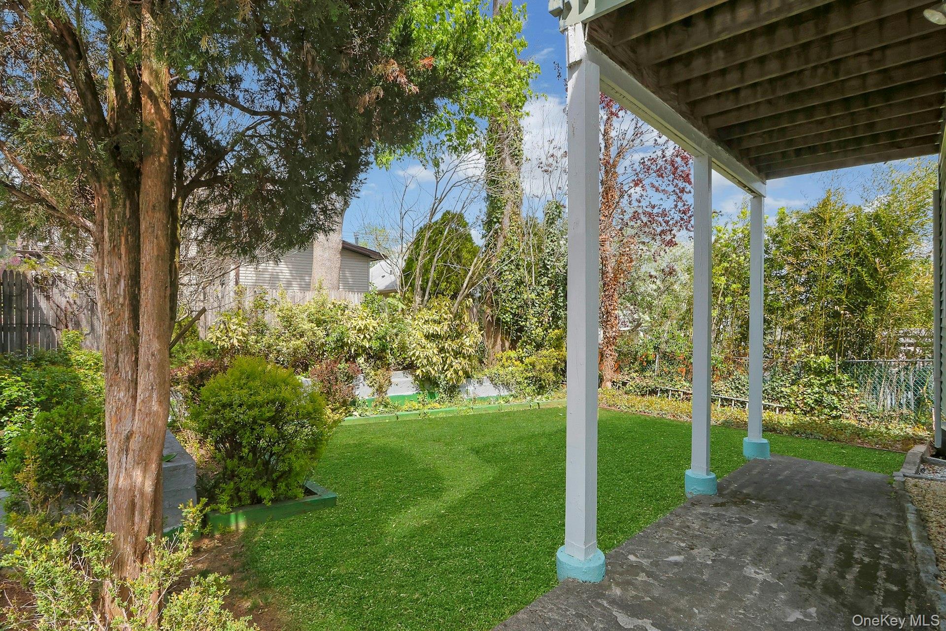 12 E Catherine Street