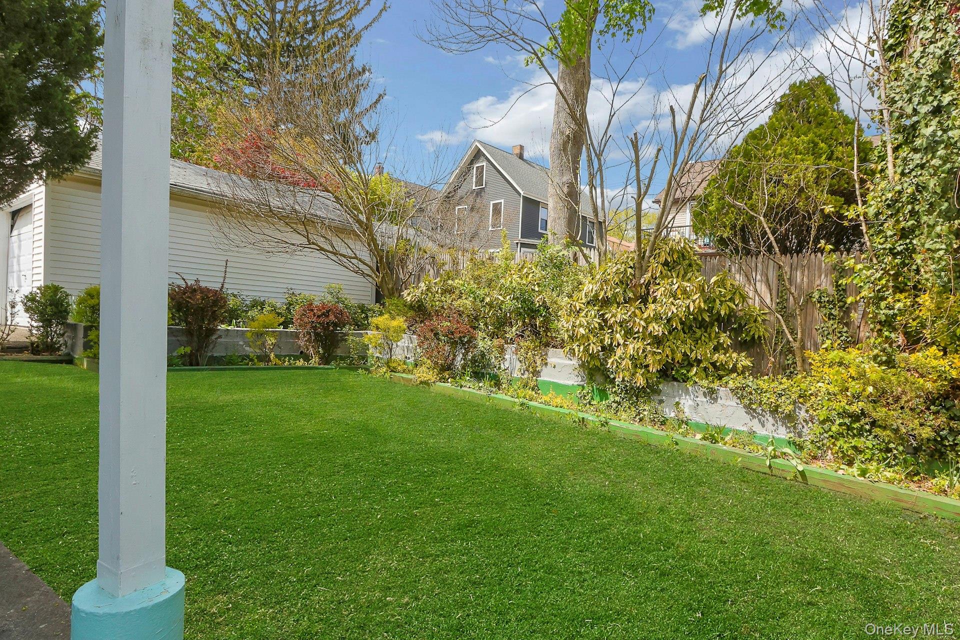 12 E Catherine Street