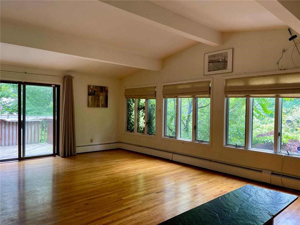 435 Kings Highway