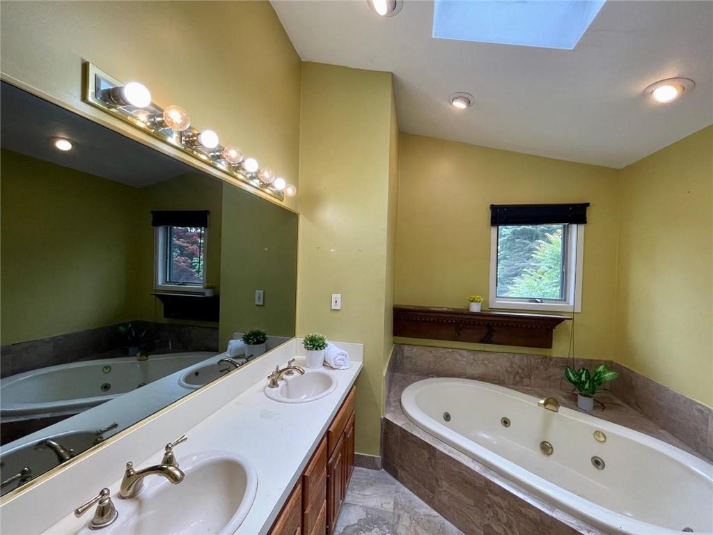 435 Kings Highway