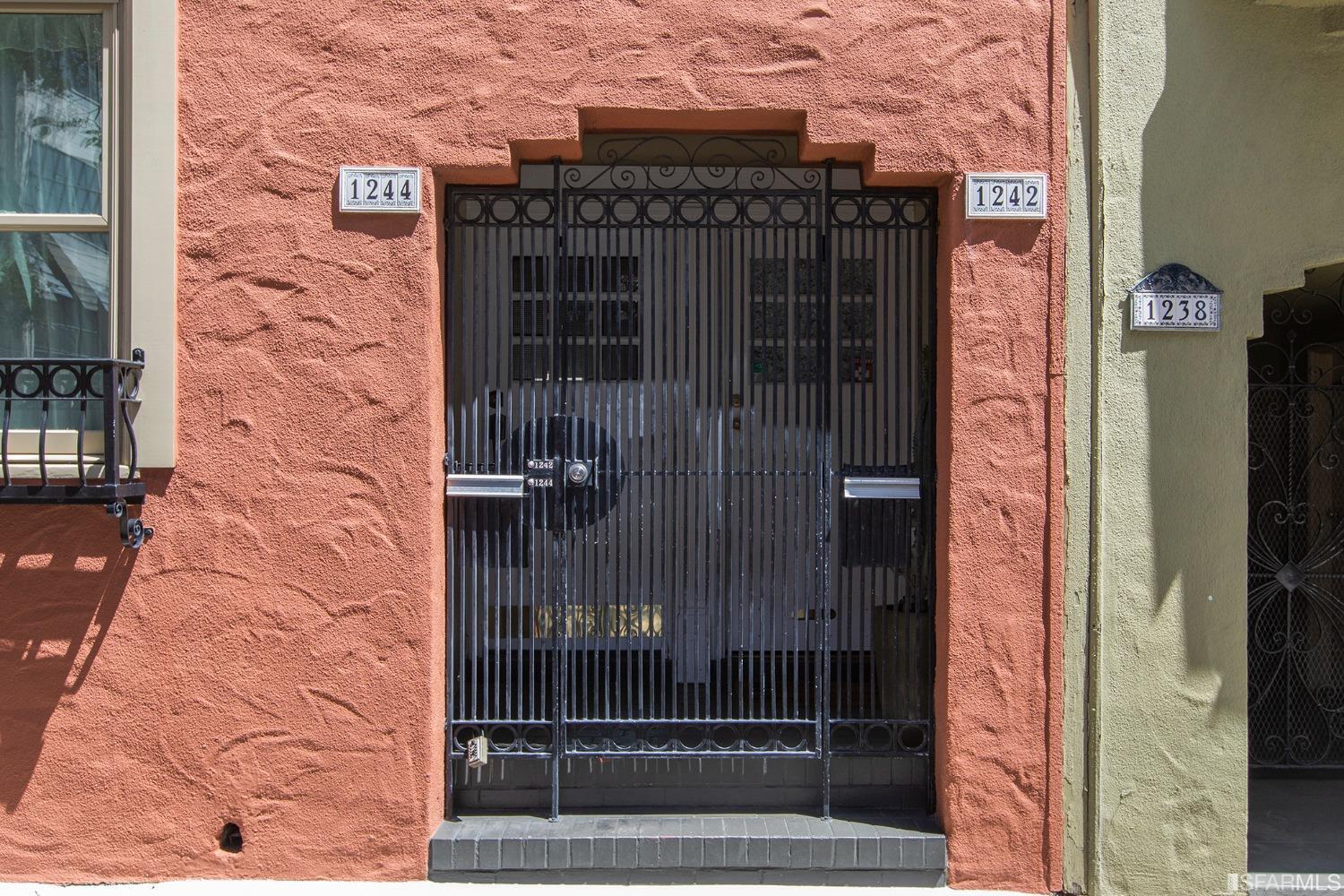 1244 Pierce Street