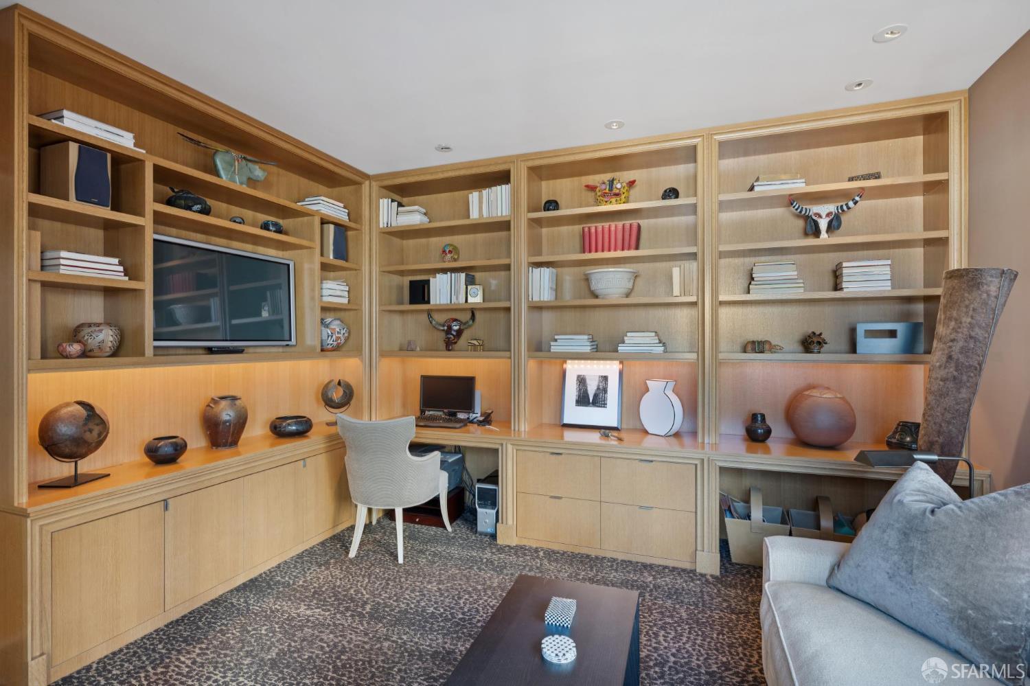 1150 Lombard Street # 28