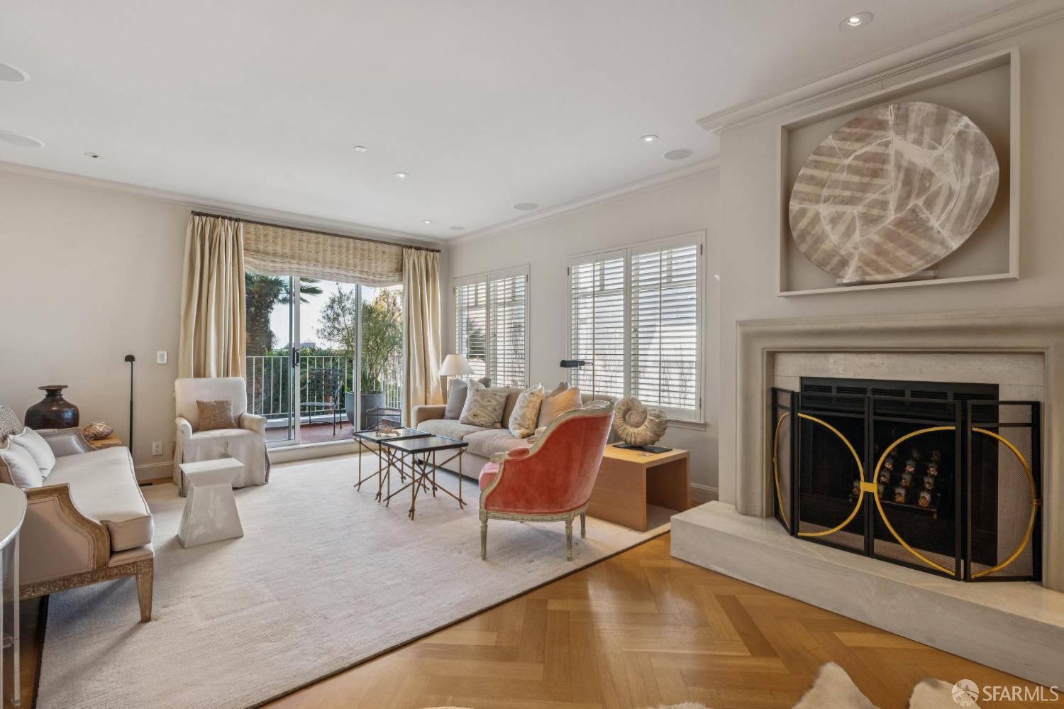 1150 Lombard Street # 28