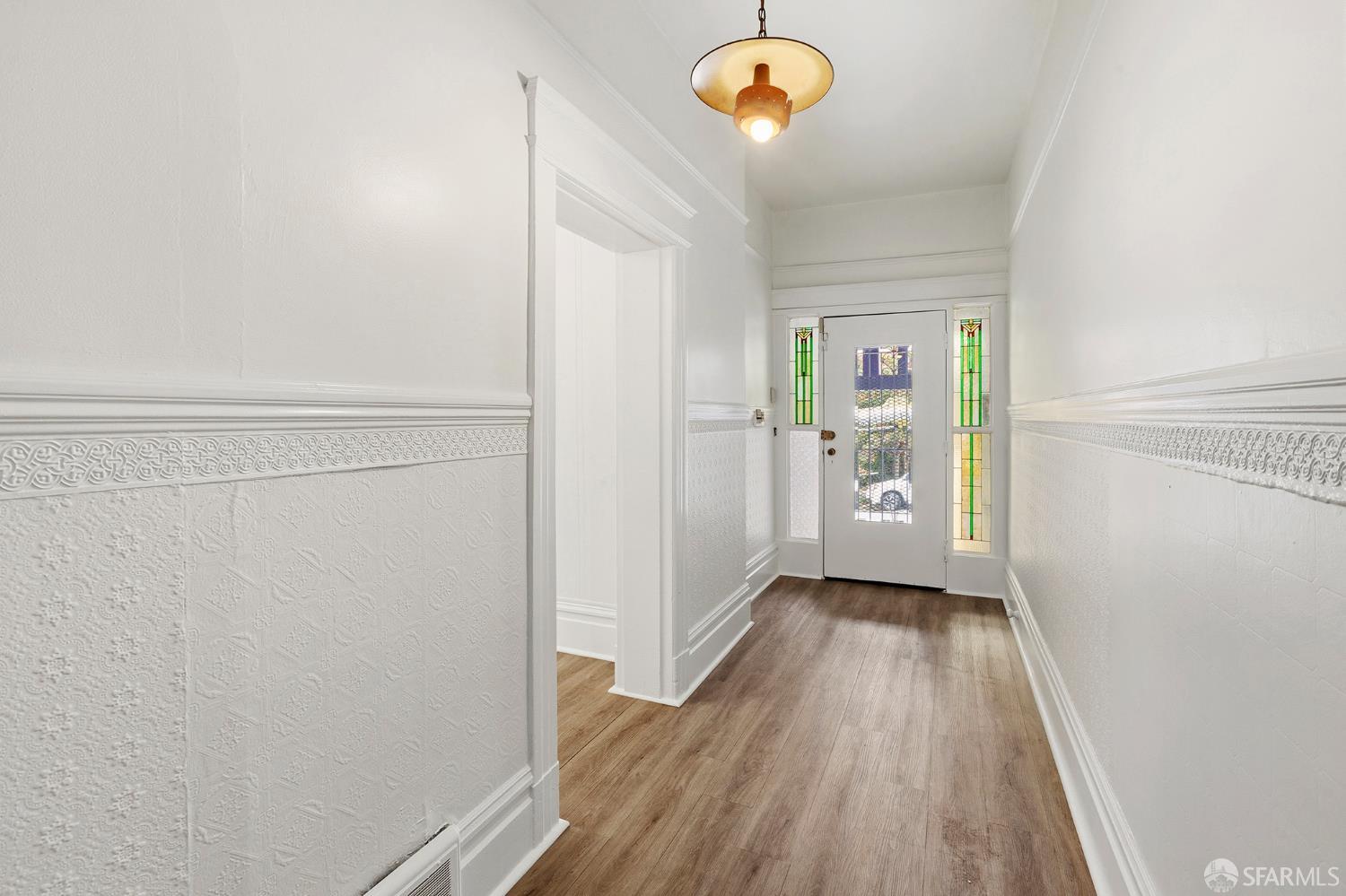 369 Frederick Street