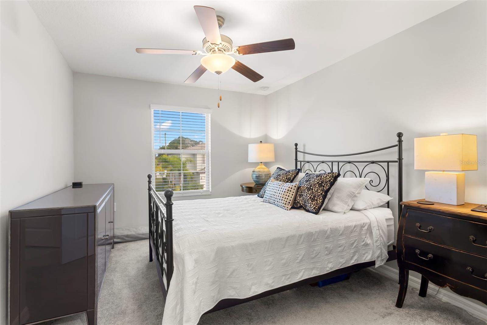 4532 GLOBE THISTLE DR