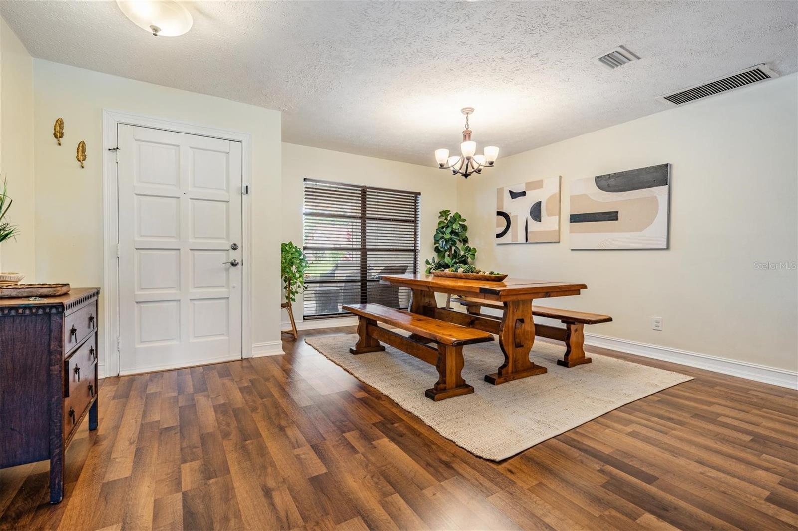 4618 LANDSCAPE DR