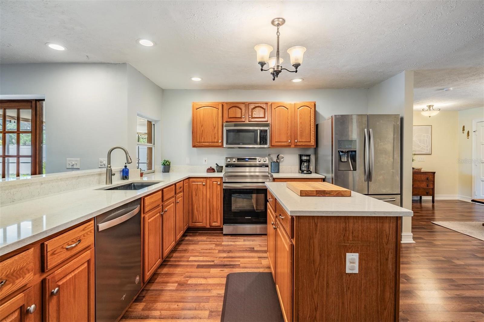 4618 LANDSCAPE DR