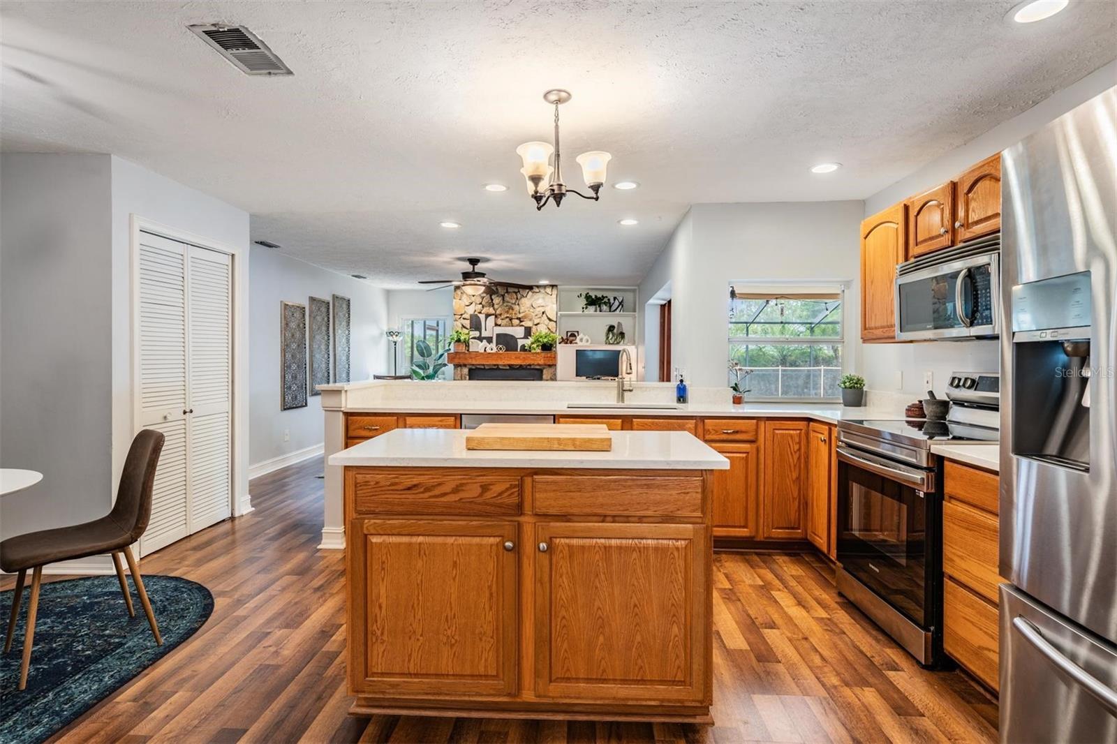 4618 LANDSCAPE DR