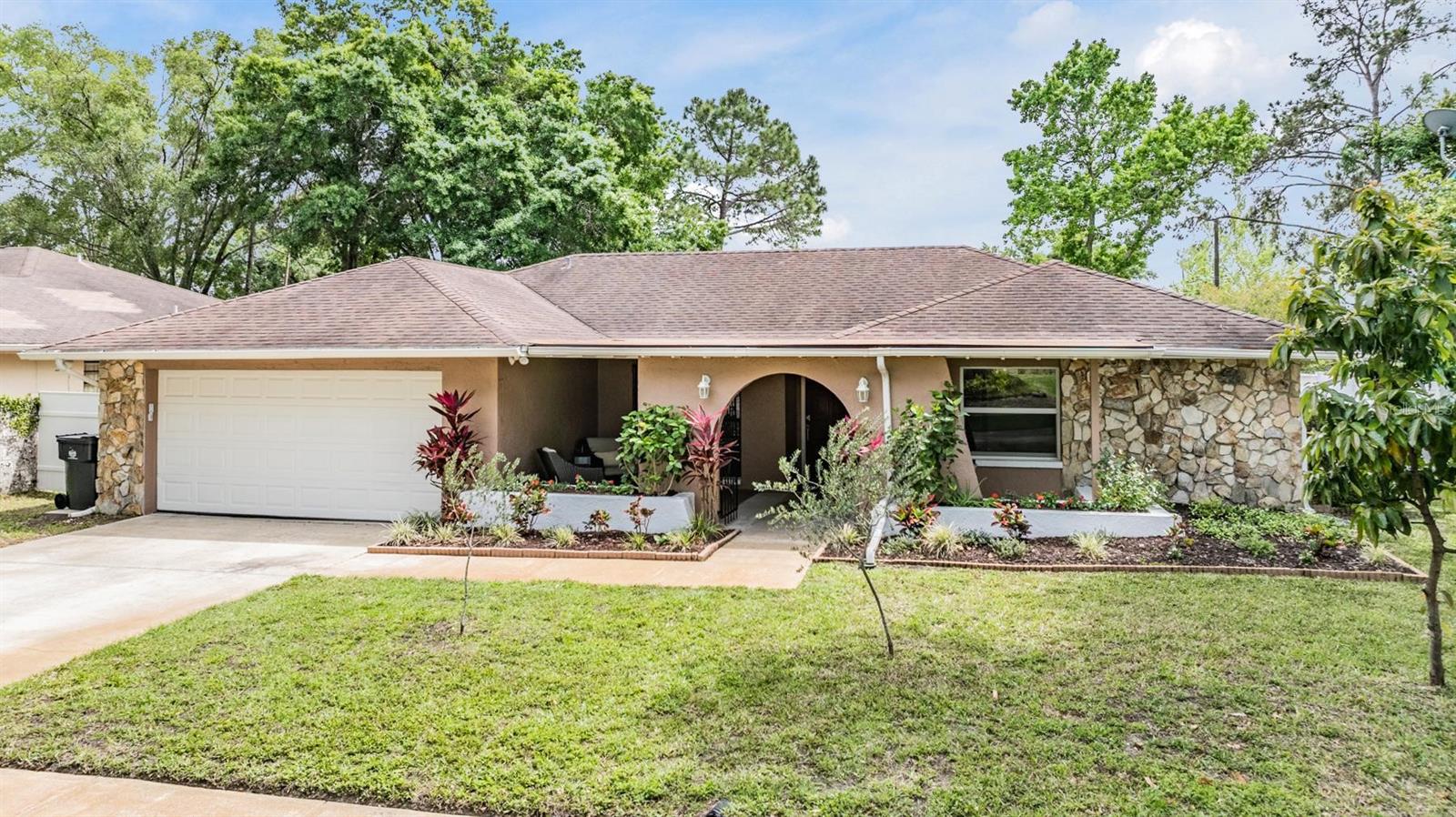 4618 LANDSCAPE DR