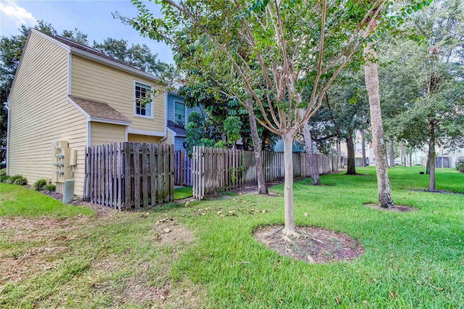 3302 W WYOMING CIR #3302